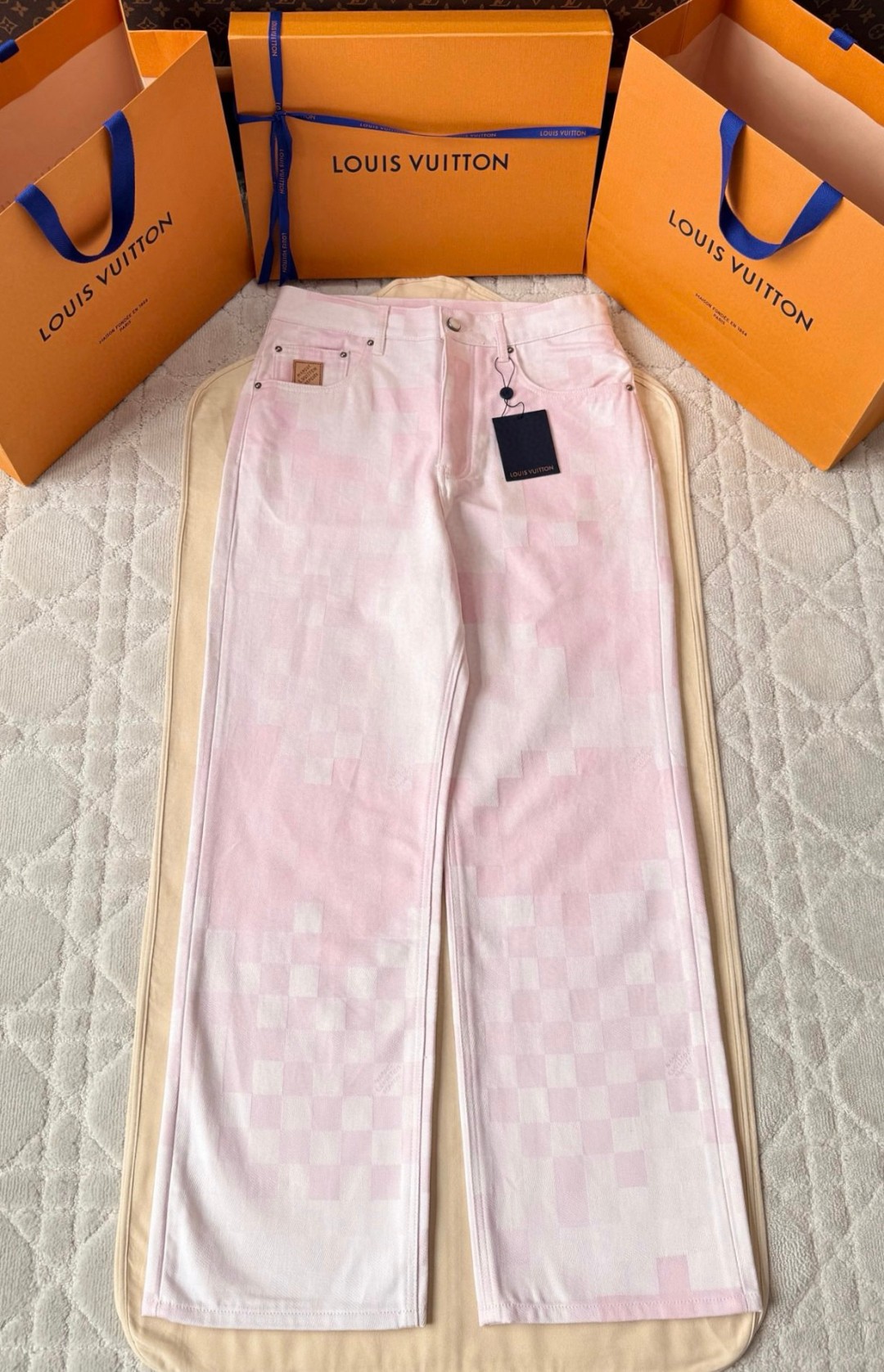 LOUIS VUITTON 路易威登 棋盘格牛仔裤 裤子 长裤 粉色 B5 1AILVE