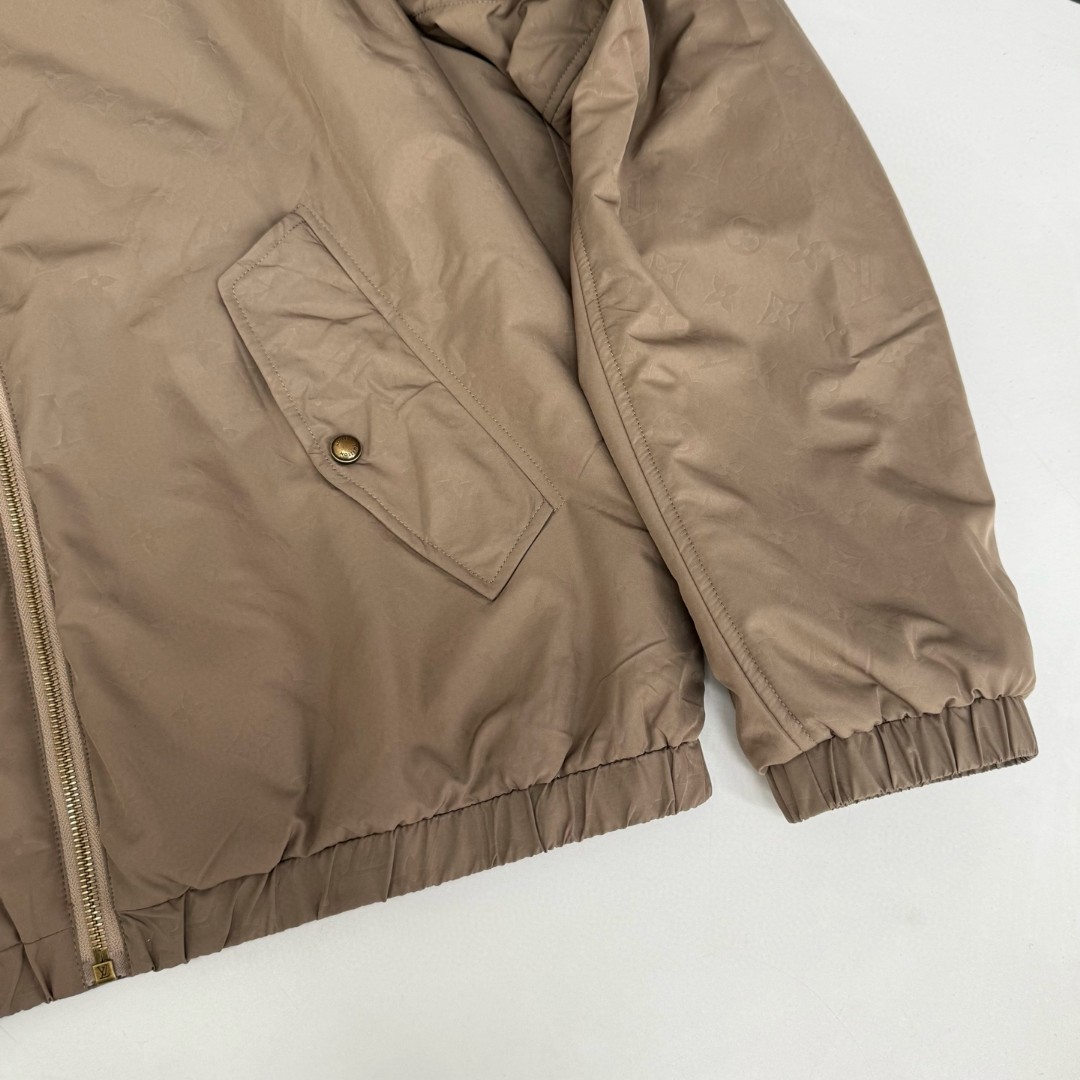 LOUIS VUITTON 路易威登 压花拉链连帽棉服外套 夹克 长袖 棕色 D0 1AHBID