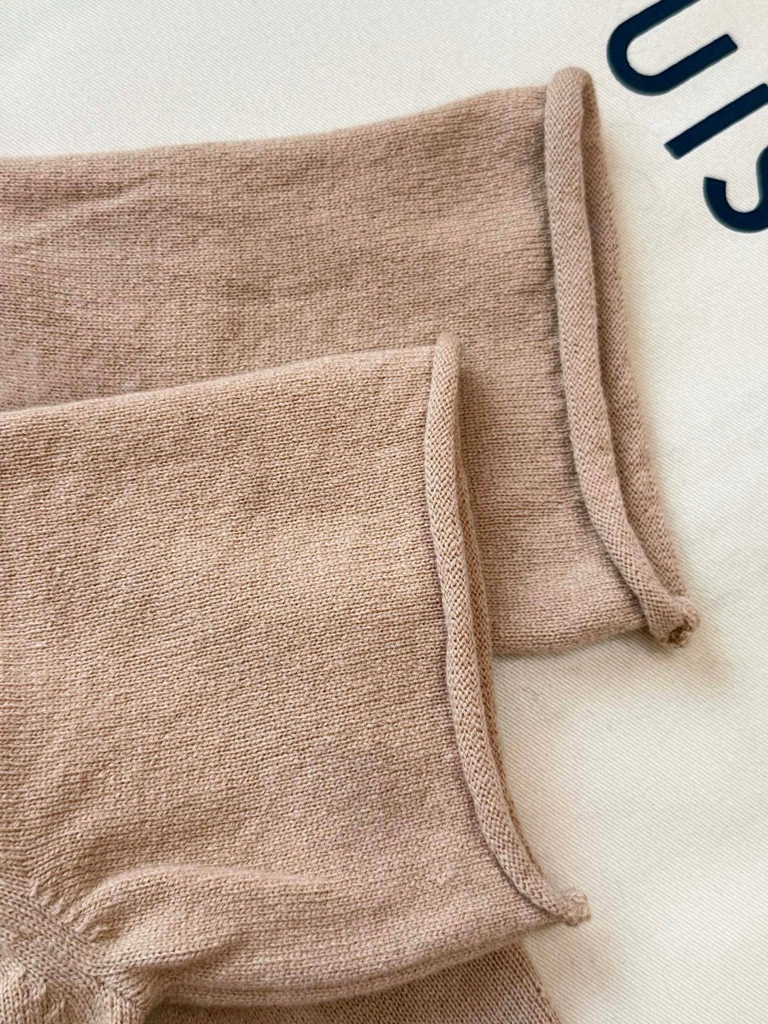 LOUIS VUITTON 路易威登 LV 字母提花卷边打底T恤 短袖 卡其色 B0 1AHZCG