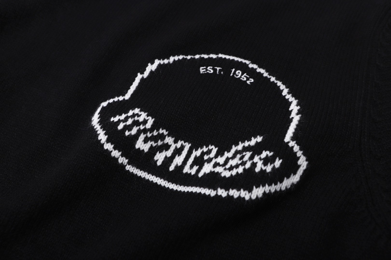 Moncler 蒙口 刺绣徽标毛衣 针织衫 秋冬 外套 黑色 B0 K20919C00004M1242999