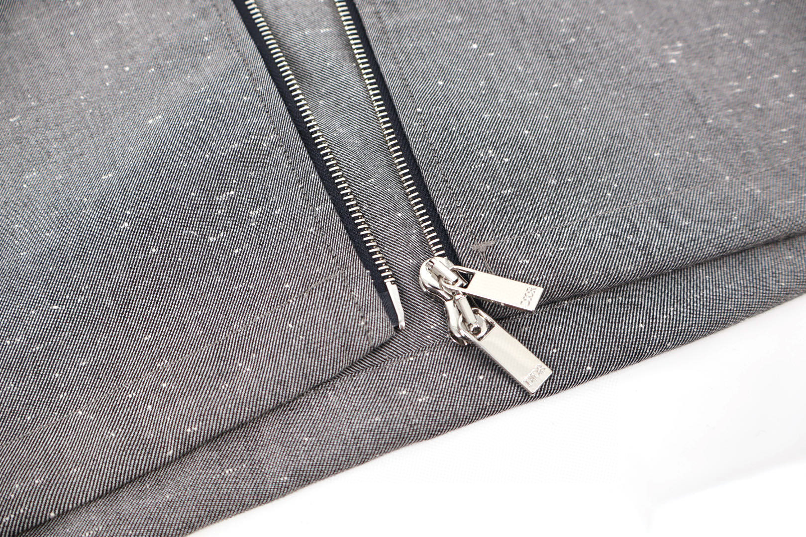 DIOR 迪奥纯色羊毛拉链夹克 外套 长袖 灰色 C0 583C552A1000-C978