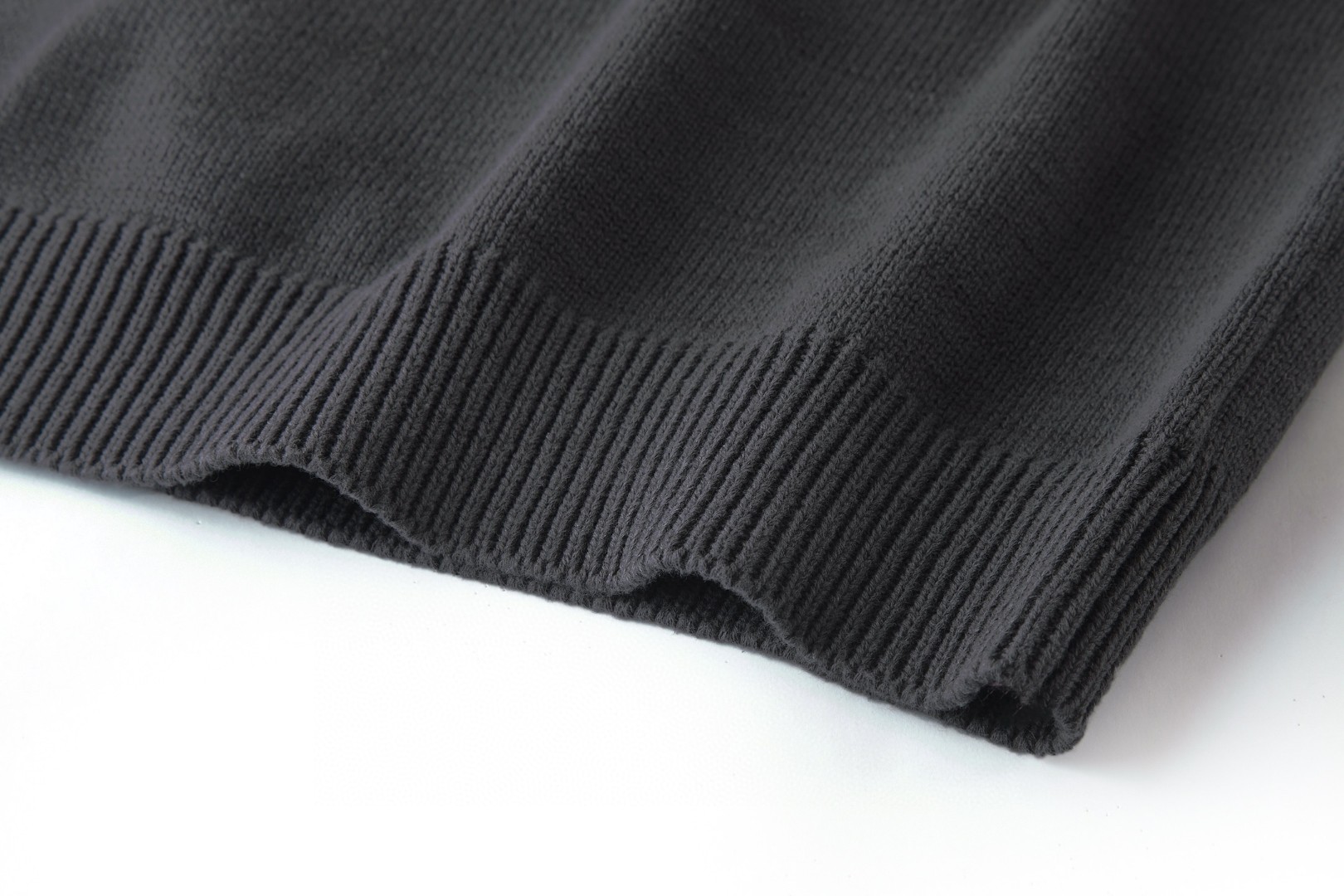 FENDI 芬迪 刺绣标识圆领毛衣 针织衫 长袖 灰色 B0 FZX091AVOAF0UU0