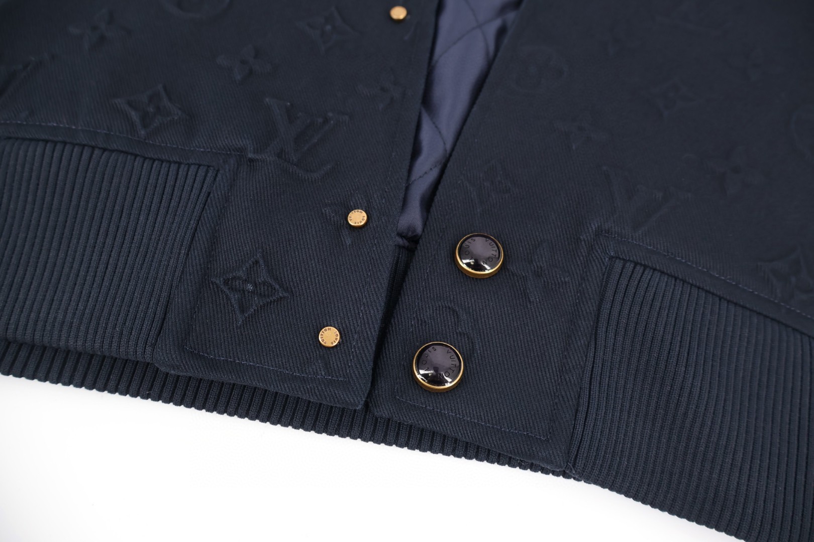 LOUIS VUITTON 路易威登 浮雕压花皮袖棒球服 外套 夹克 蓝色 C5 1AIJXS