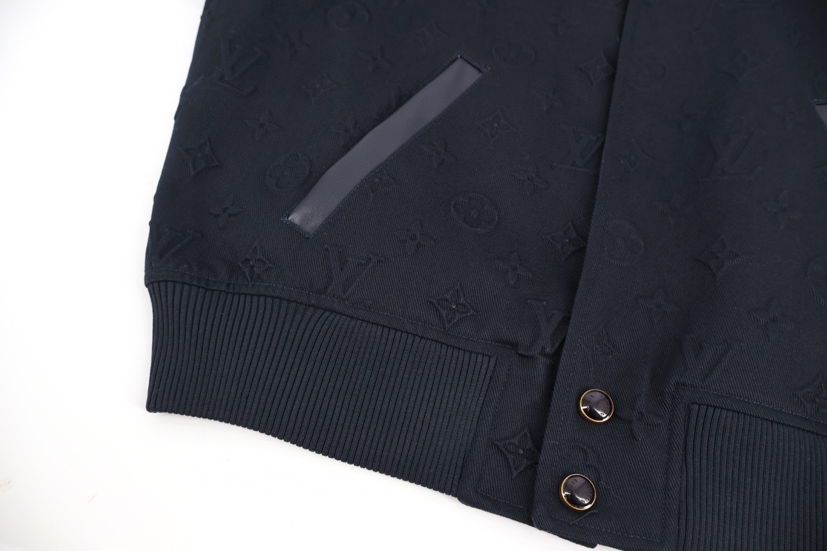 LOUIS VUITTON 路易威登 浮雕压花皮袖棒球服 外套 夹克 蓝色 C5 1AIJXS