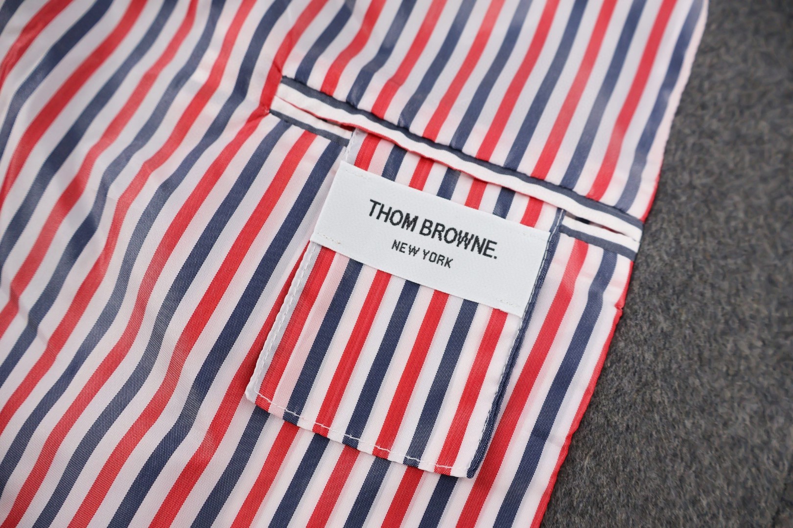 THOM BROWNE 毛呢棒球服夹克 外套 长袖 灰色 海军蓝 C0 MJO030A-06393-035