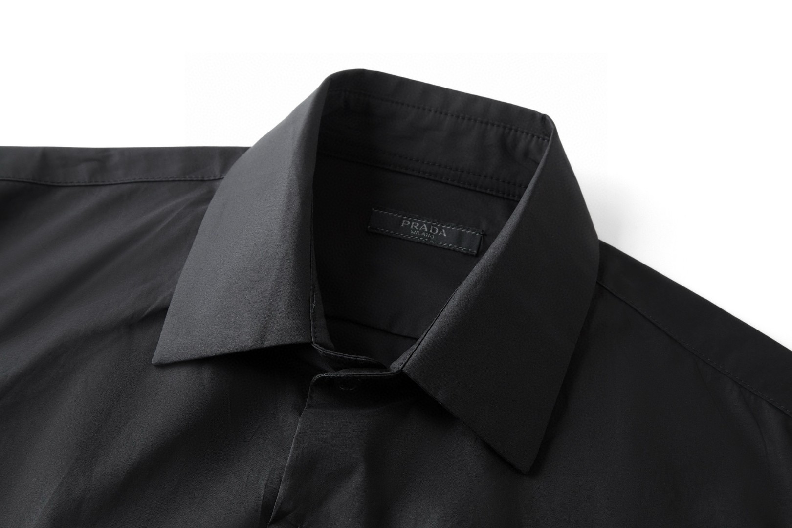 PRADA 普拉达 烫画logo衬衫 外套 长袖 黑色 白色 B0 