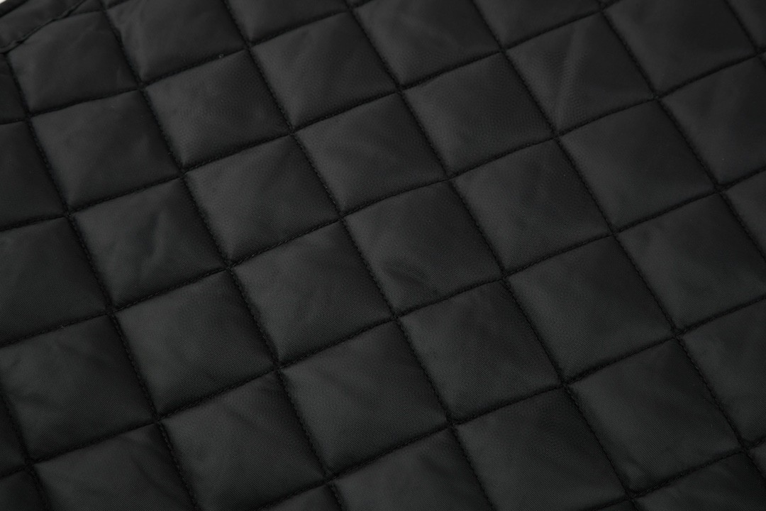 CELINE 赛琳 再生尼龙棉服马甲 背心 黑色 B5 SGC579-1WQ8-F0002-S-OOO