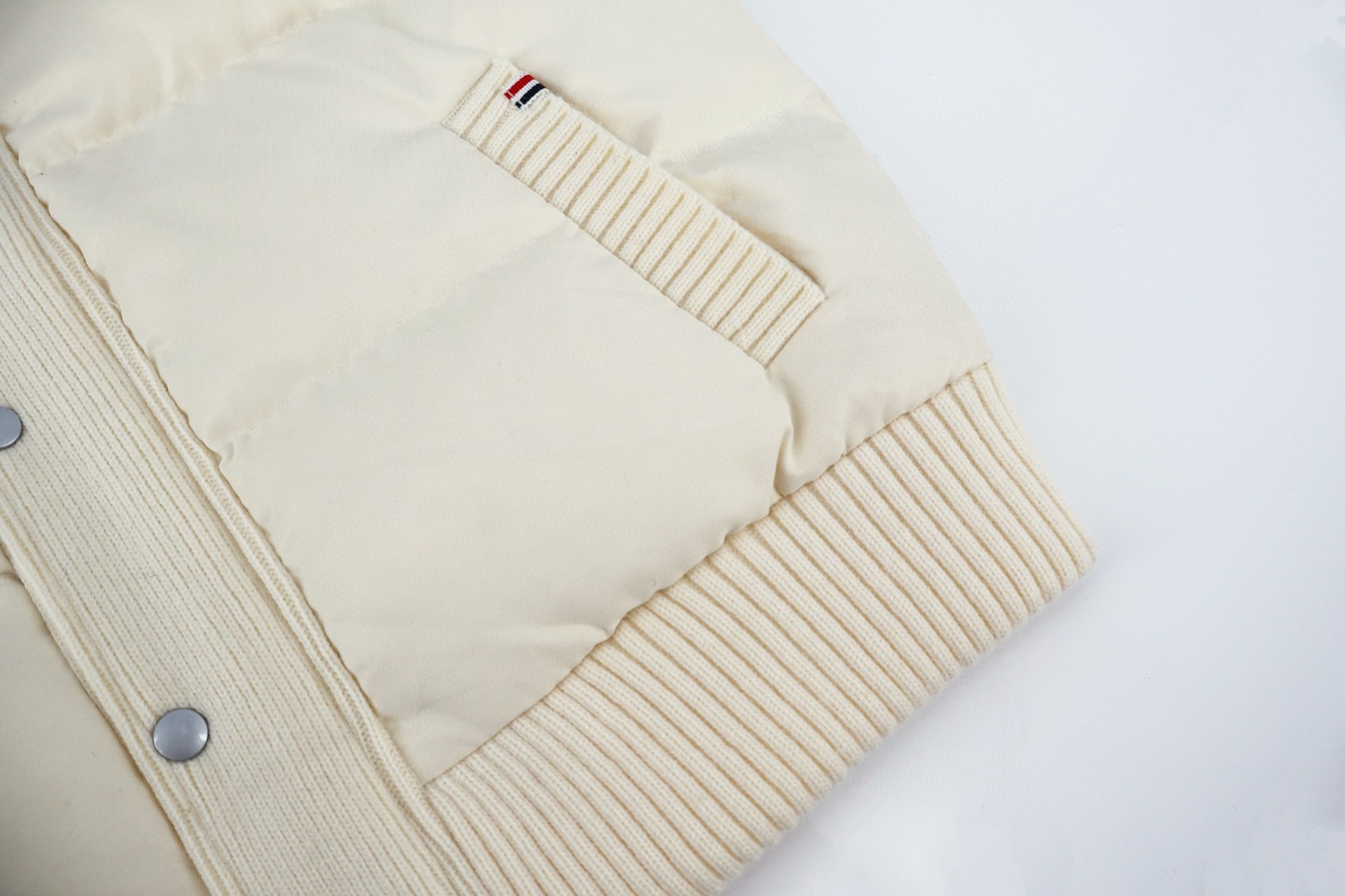 THOM BROWNE 毛织拼接羽绒立领外套 夹克 羽绒服 长袖 女款 白色 黑色 灰色 D0