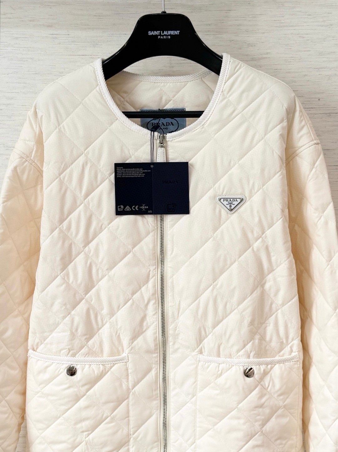 PRADA 普拉达 菱格三角标棉服外套 夹克 长袖 白色 C0