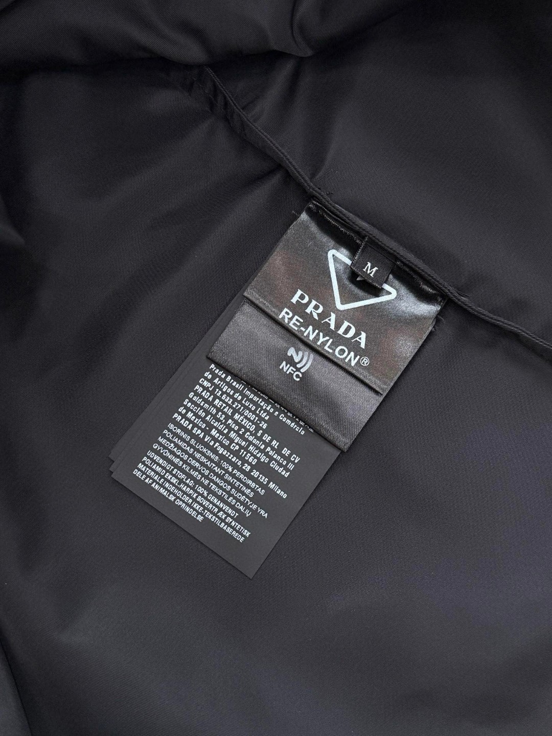 PRADA 普拉达 Re Nylon 可拆袖衬衫 外套 长袖 黑色 C0 SC548-1WQ8-F0002-S-212