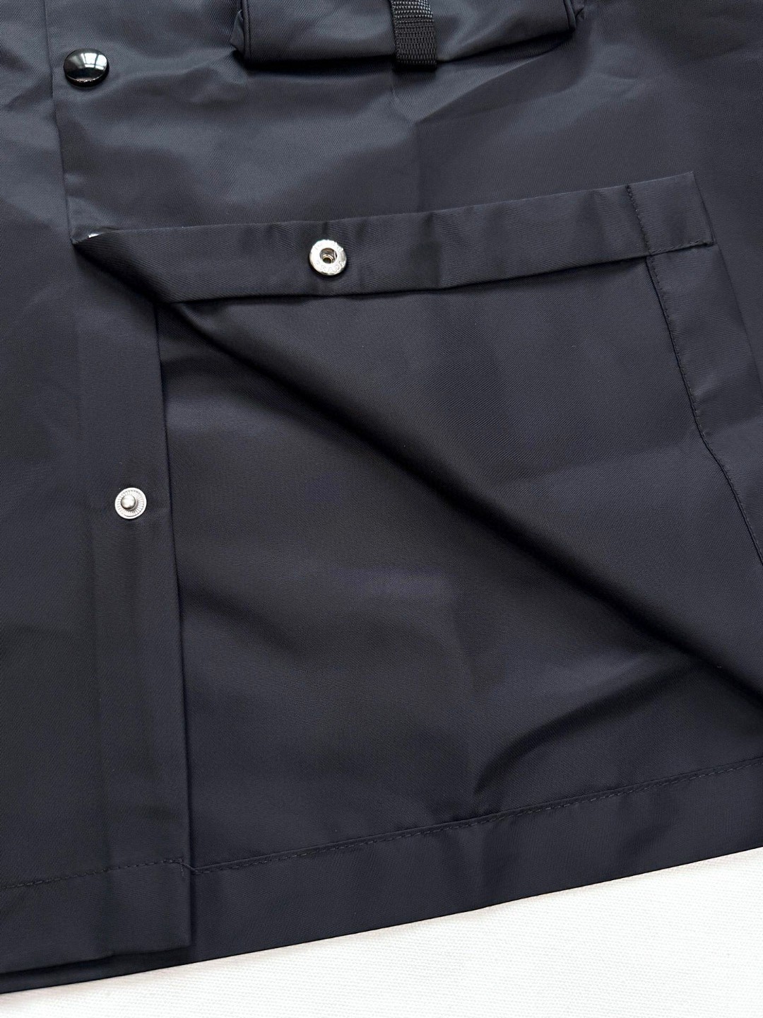 PRADA 普拉达 Re Nylon 可拆袖衬衫 外套 长袖 黑色 C0 SC548-1WQ8-F0002-S-212