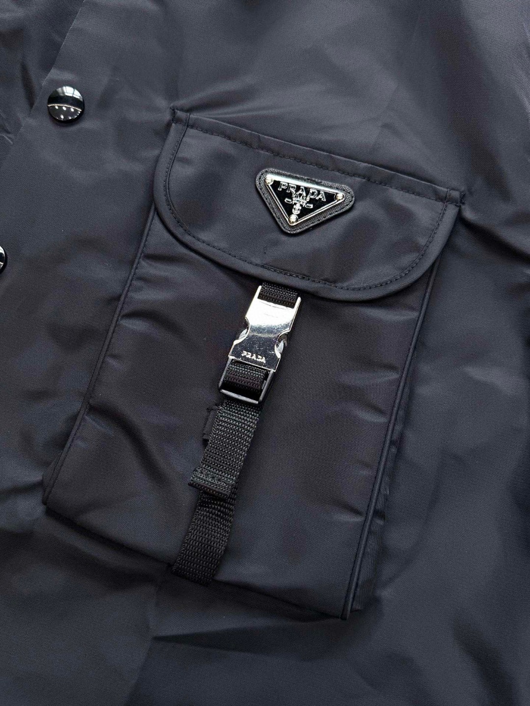 PRADA 普拉达 Re Nylon 可拆袖衬衫 外套 长袖 黑色 C0 SC548-1WQ8-F0002-S-212