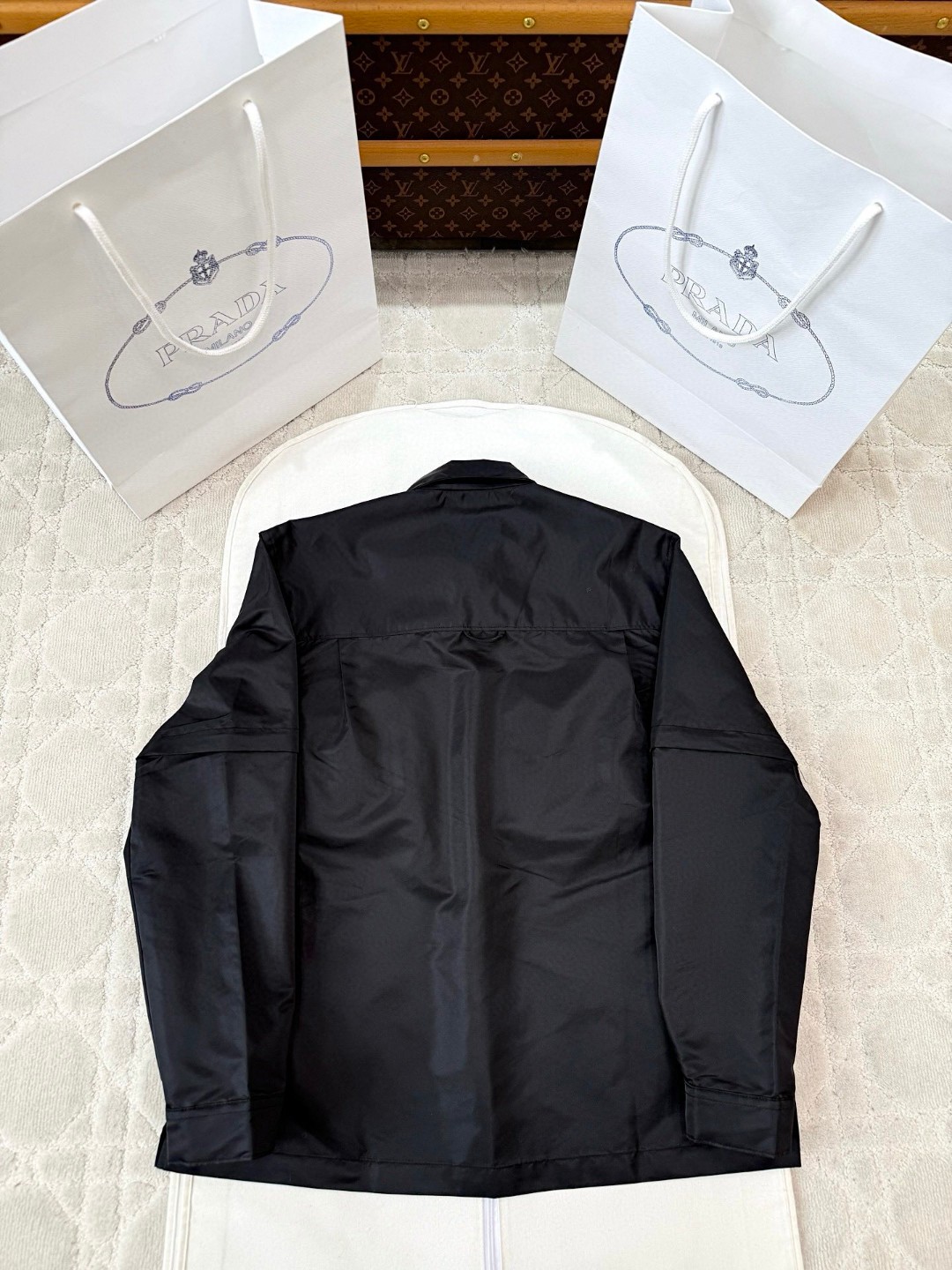 PRADA 普拉达 Re Nylon 可拆袖衬衫 外套 长袖 黑色 C0 SC548-1WQ8-F0002-S-212