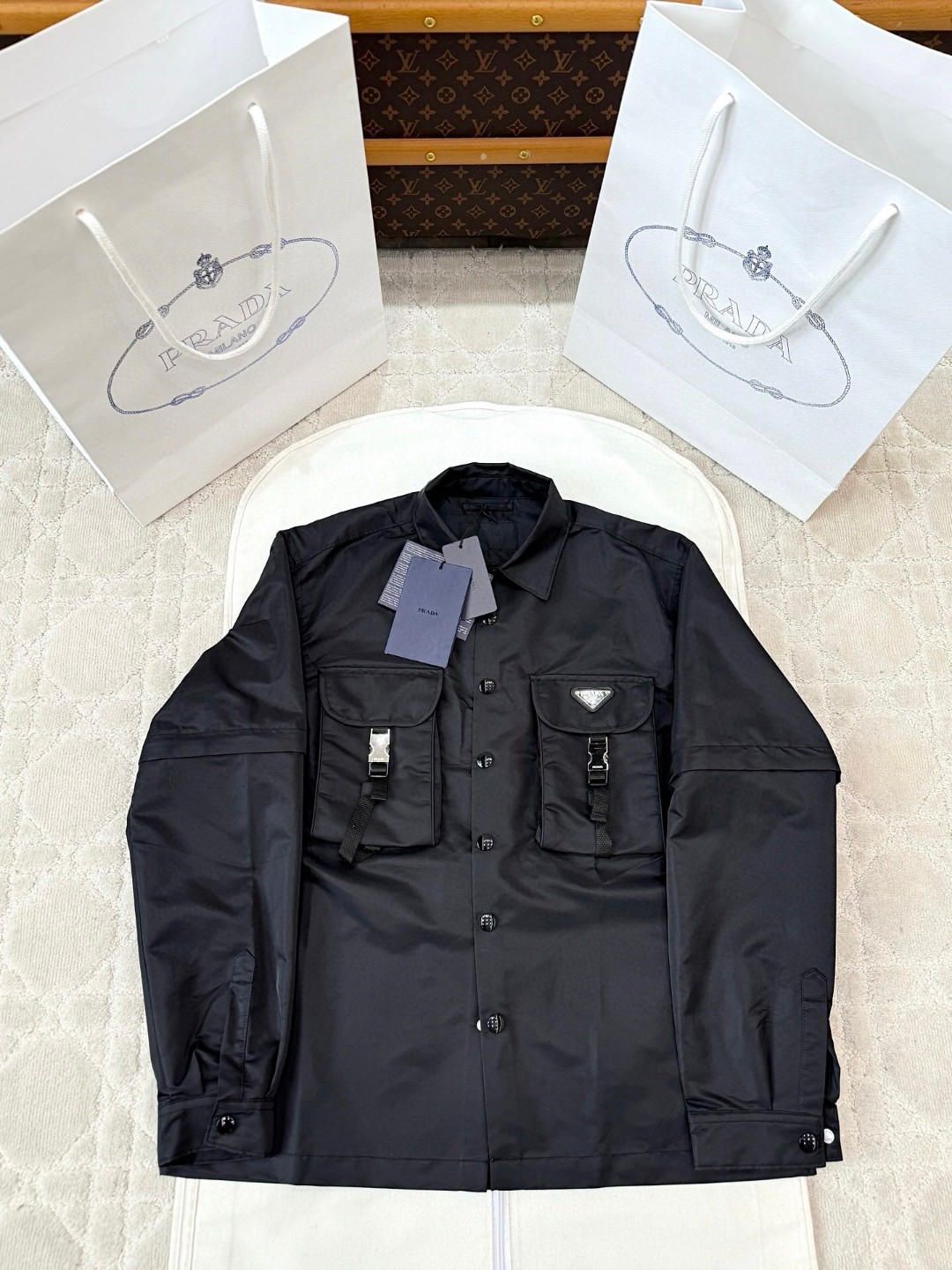 PRADA 普拉达 Re Nylon 可拆袖衬衫 外套 长袖 黑色 C0 SC548-1WQ8-F0002-S-212