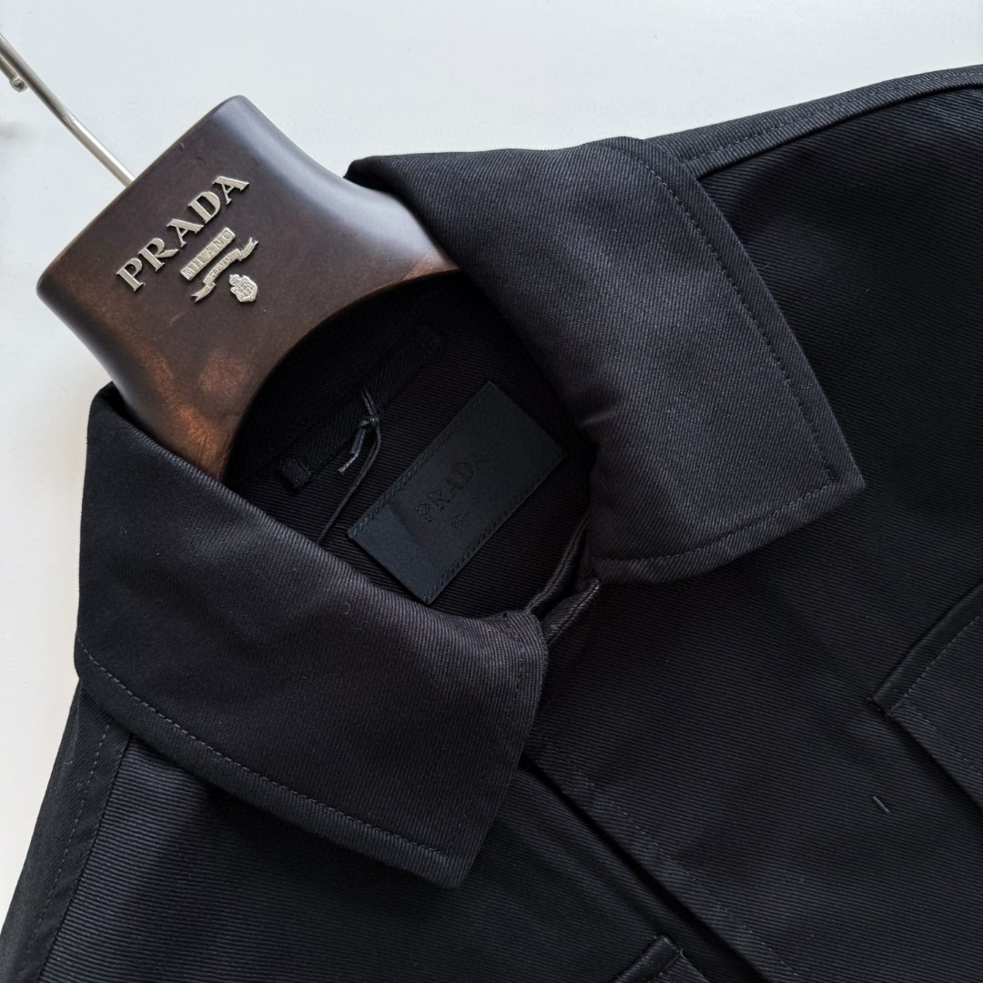 PRADA 普拉达 三角标棉质工装夹克 外套 长袖 黑色 C0 SGC830-11BZ-F0002-S-OOO