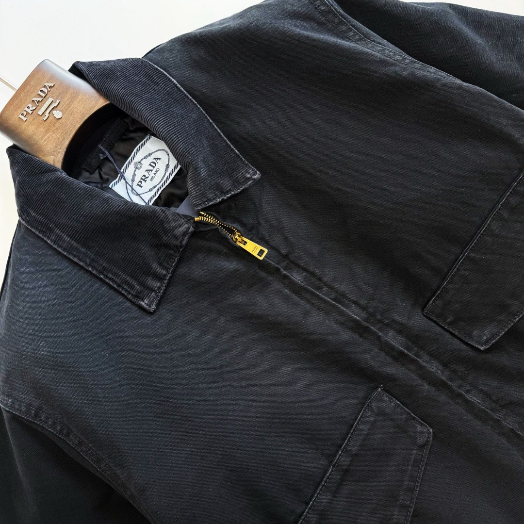 PRADA 普拉达 做旧水洗拉链牛仔外套 夹克 棉服 长袖 黑色 C0