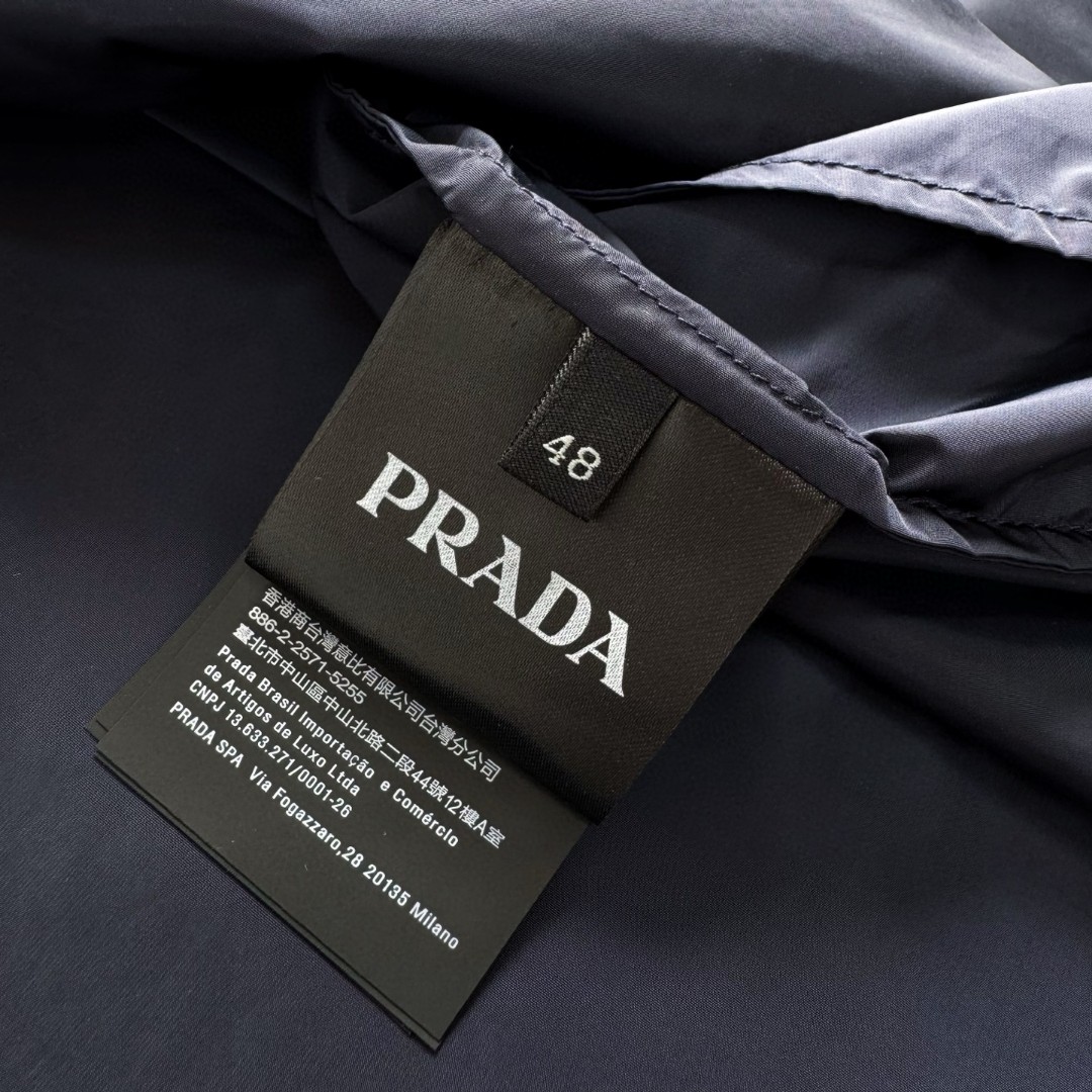 PRADA 普拉达 再生尼龙拉链连帽夹克 外套 长袖 蓝色 C0 SGC864-1WQ9-F0ABB-S-OOO