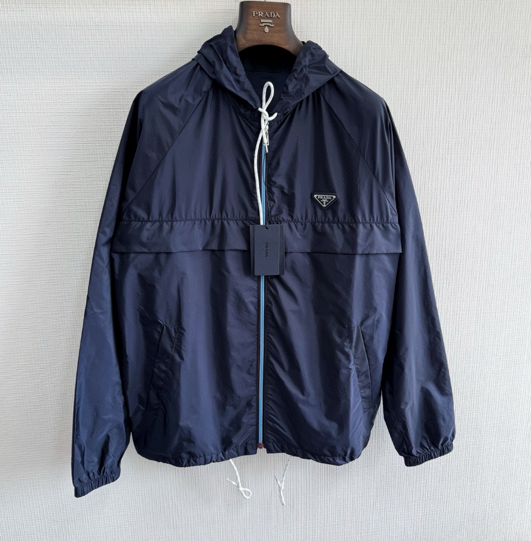PRADA 普拉达 再生尼龙拉链连帽夹克 外套 长袖 蓝色 C0 SGC864-1WQ9-F0ABB-S-OOO