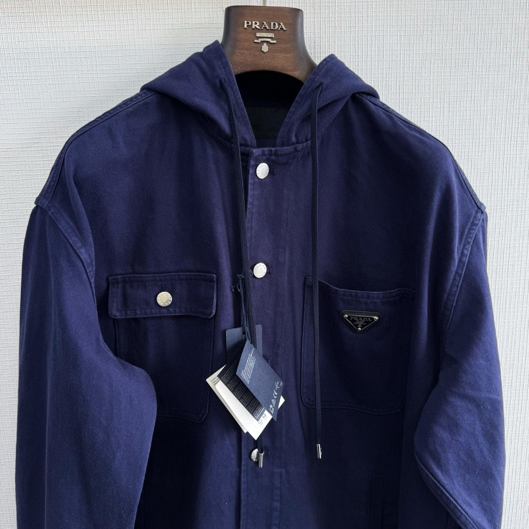 PRADA 普拉达 三角标做旧连帽牛仔外套 夹克 长袖 蓝色 C0 GEC108-16HE-F0V41-S-OOO