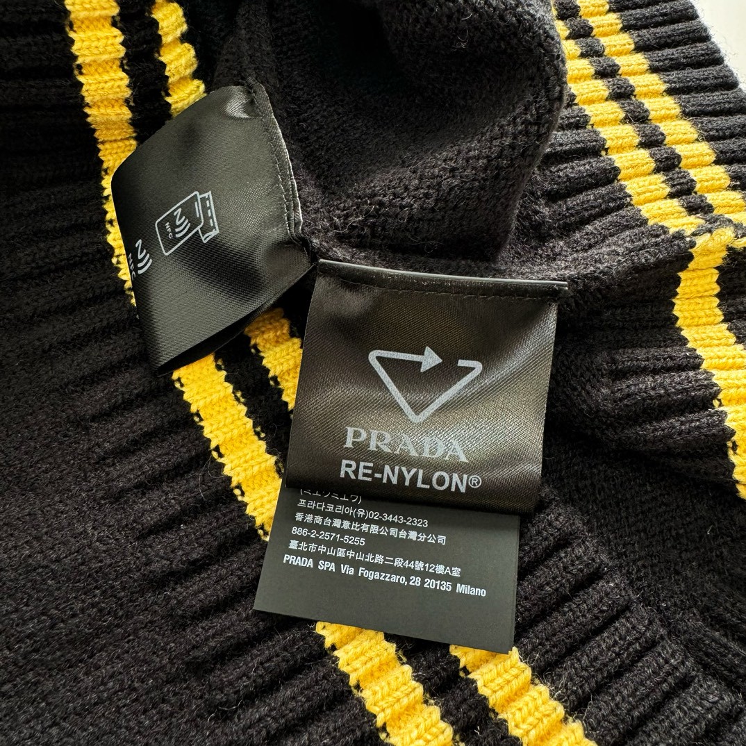 PRADA 普拉达 拼色开衫 毛衣 针织衫 外套 长袖 黑色 C0 P25N21-1528-F0002-S-OOO