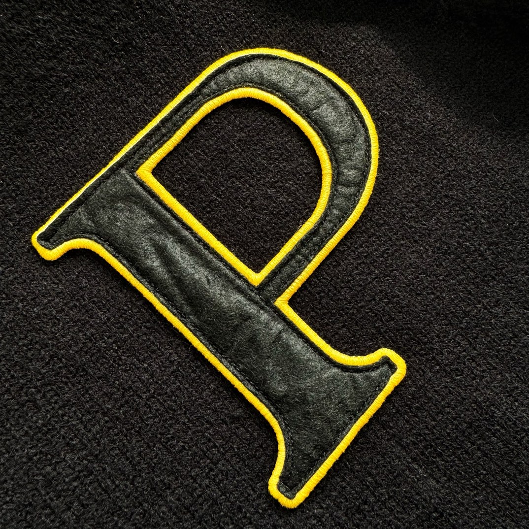 PRADA 普拉达 拼色开衫 毛衣 针织衫 外套 长袖 黑色 C0 P25N21-1528-F0002-S-OOO