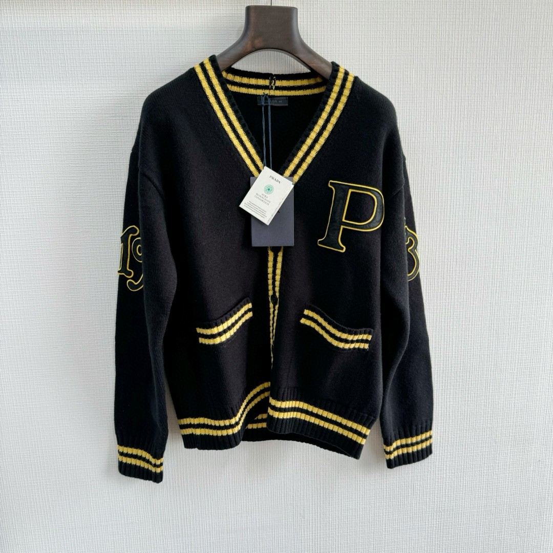 PRADA 普拉达 拼色开衫 毛衣 针织衫 外套 长袖 黑色 C0 P25N21-1528-F0002-S-OOO