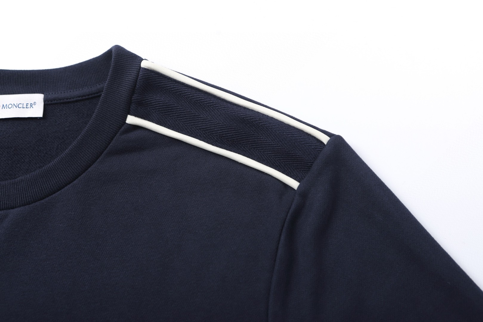 Moncler 蒙口 标识刺绣棉质卫衣 秋冬 外套 长袖 海军蓝 B0 K20918G0007989B00778