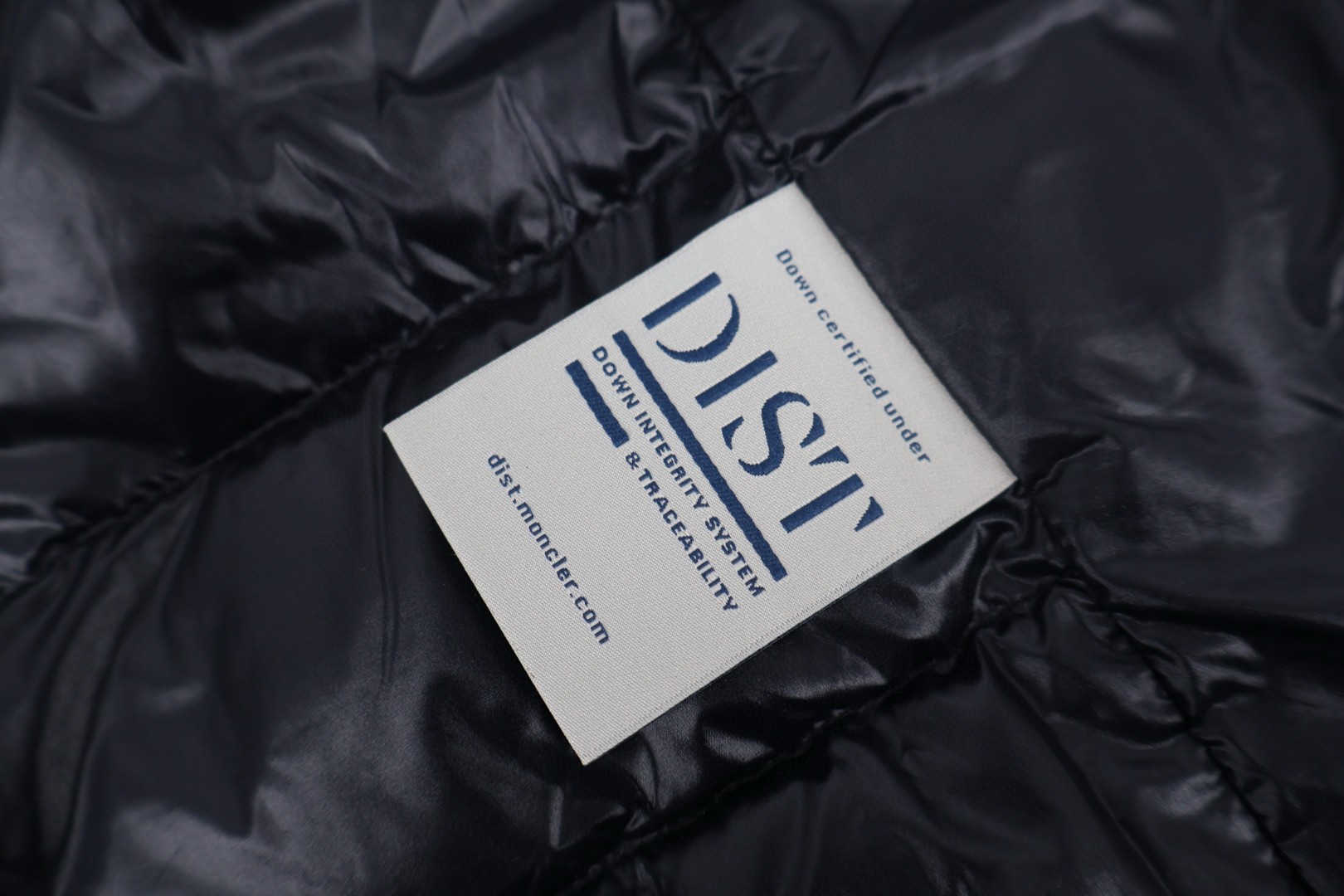 Moncler 蒙口 1952 轻薄羽绒服 保暖 外套 夹克 黑色 E0 