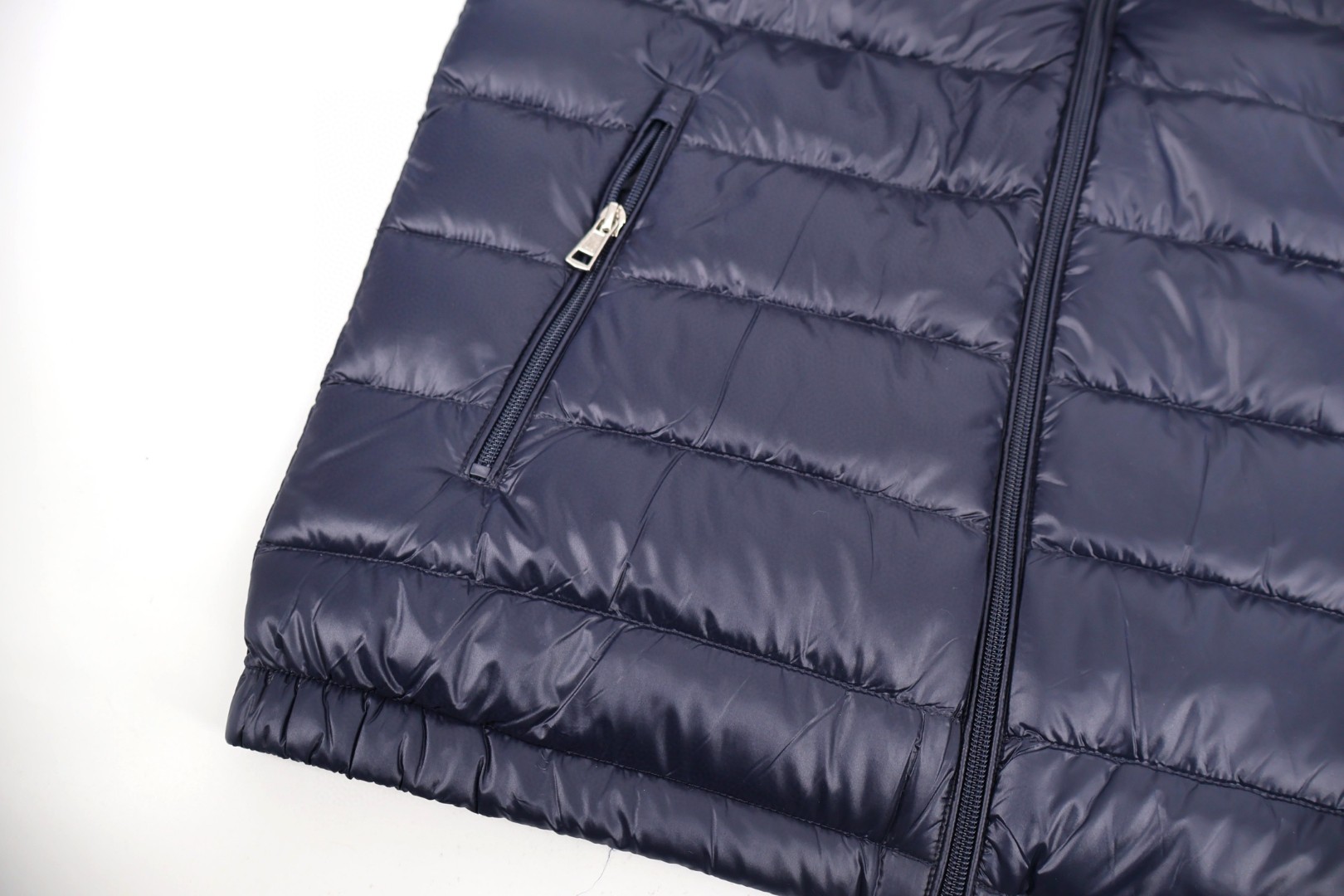 Moncler 蒙口 1952 轻薄羽绒服 保暖 外套 夹克 藏青色 E0 