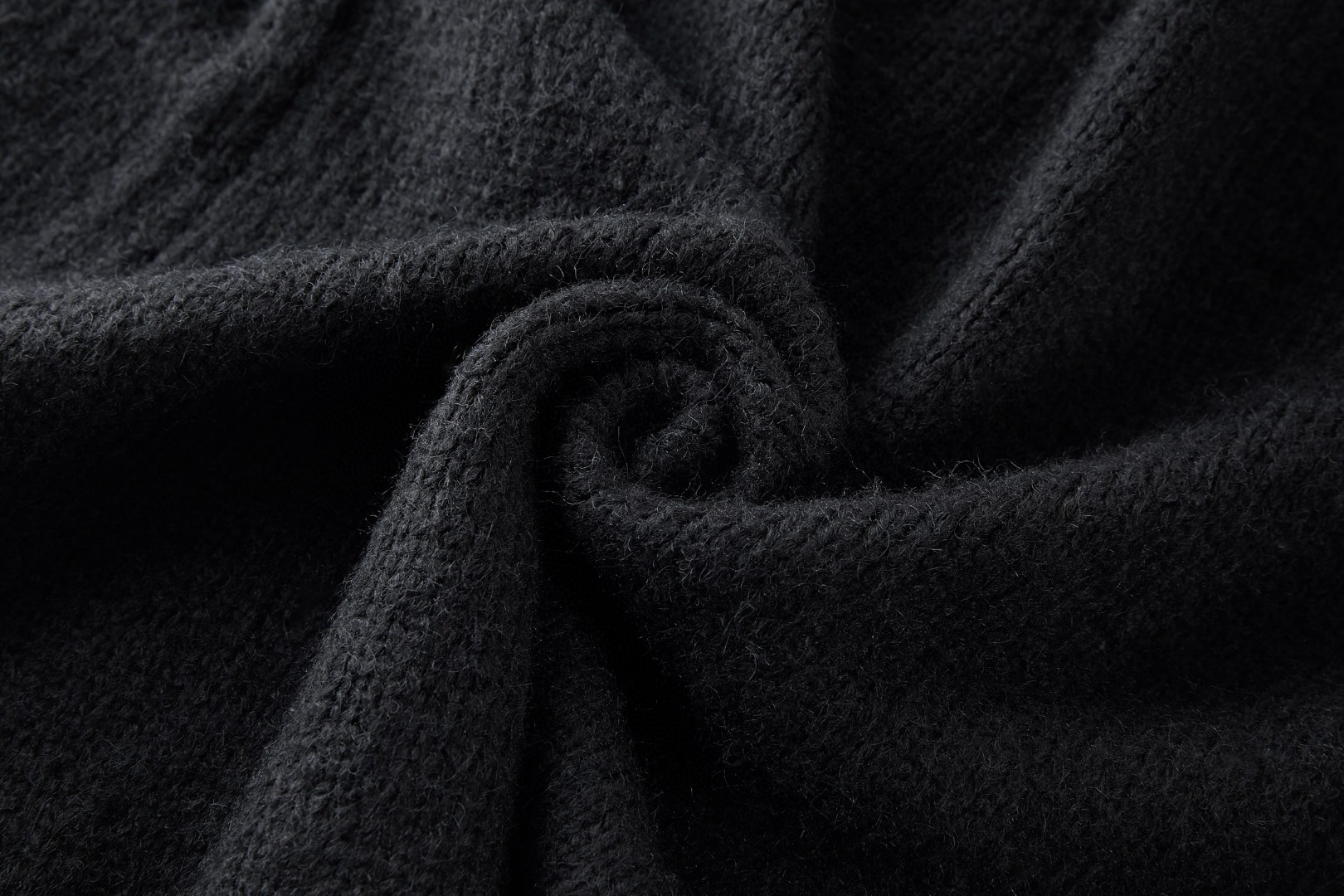 LOUIS VUITTON 路易威登 嵌花标识针织羊毛开衫 针织衫 毛衣 外套 黑色 B0 1AJBXP