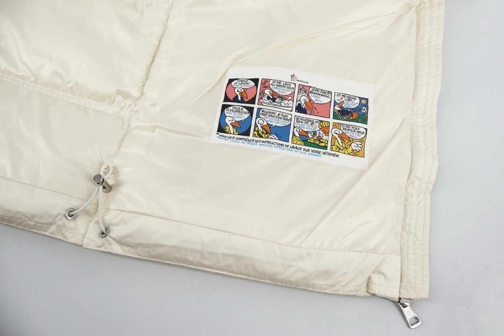 Moncler 蒙口 三色织带羽绒服 保暖 外套 白色 E0 K20911A00017597YW034