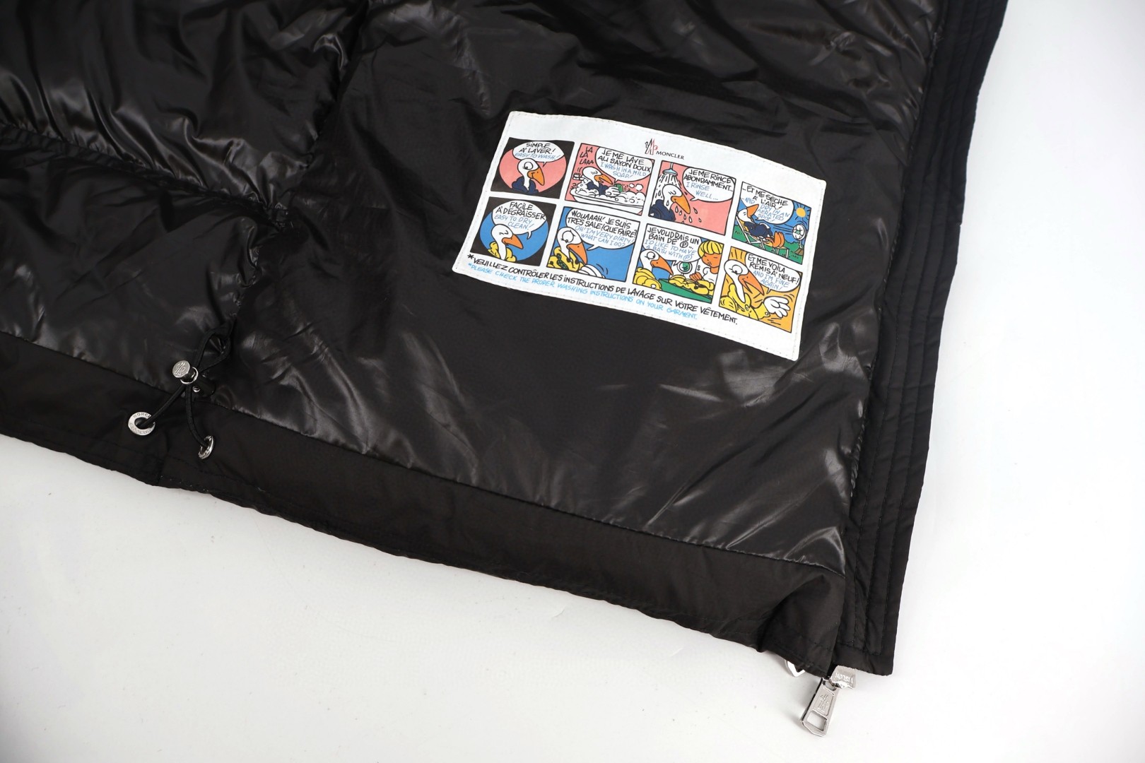 Moncler 蒙口 三色织带羽绒服 保暖 外套 藏蓝色 E0 K20911A00017597YW778