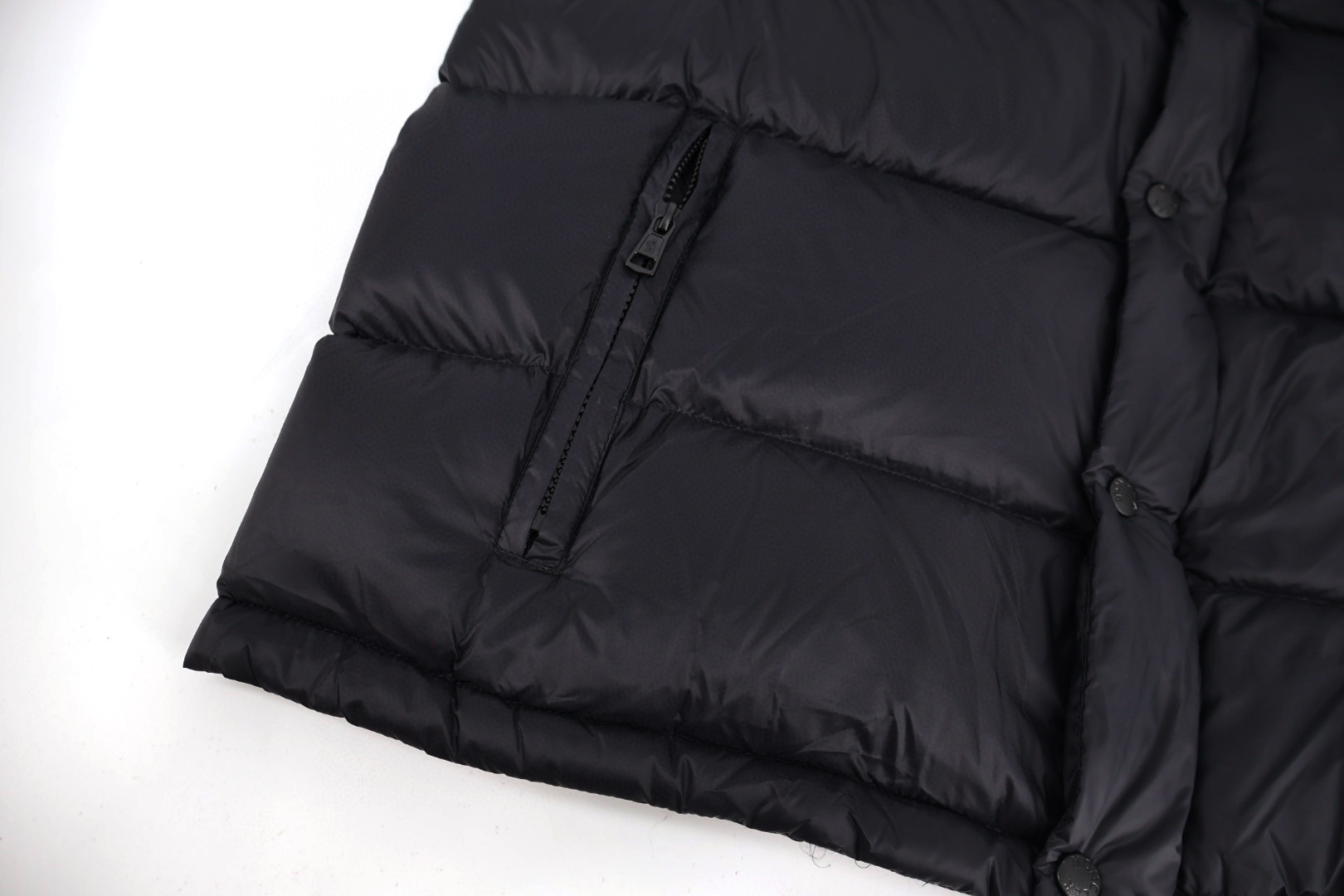 Moncler 蒙口 可拆修两穿羽绒服 保暖 外套 藏青色 E0 J20911A00022596RD997