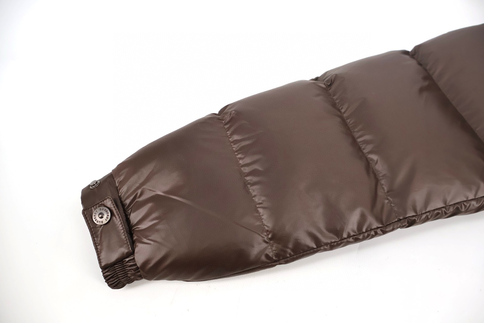 Burberry 巴宝莉 胸口刺绣羽绒服 长袖 外套 棕色 E0