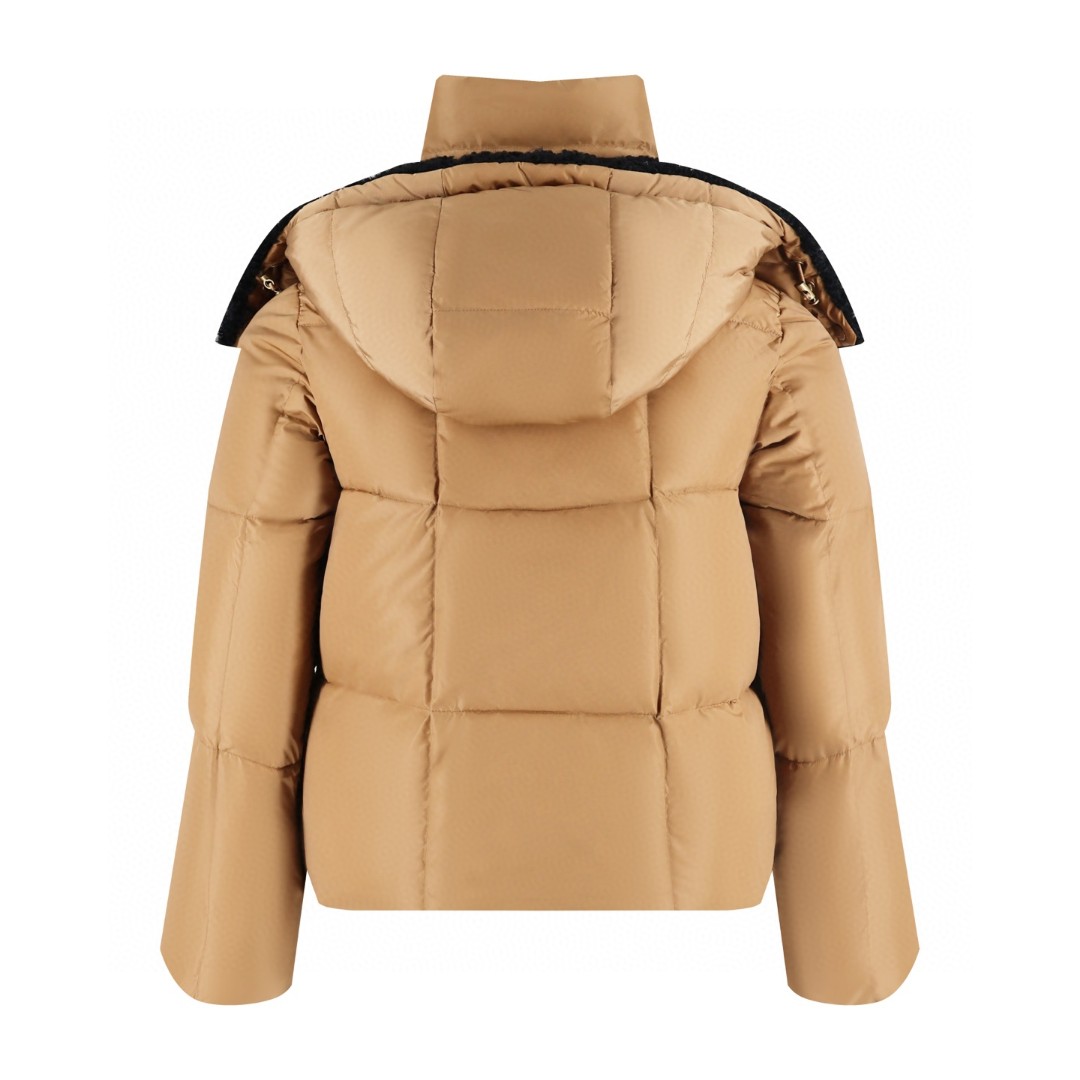 Moncler 蒙口 羊羔毛毛领羽绒服 保暖 外套 女款 驼米色 E0 K20931A00150539ZD226
