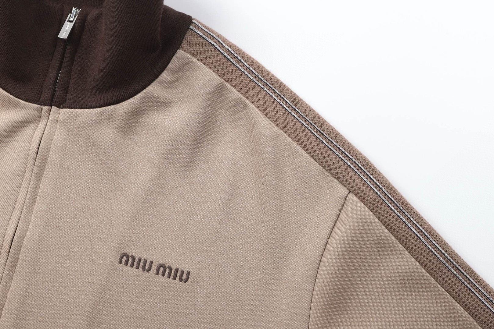 MIU MIU 缪缪 平纹针织拉链运动衫 外套 夹克 长袖 卡其色 B5 MJL980-17I5-F0770-S-OOO