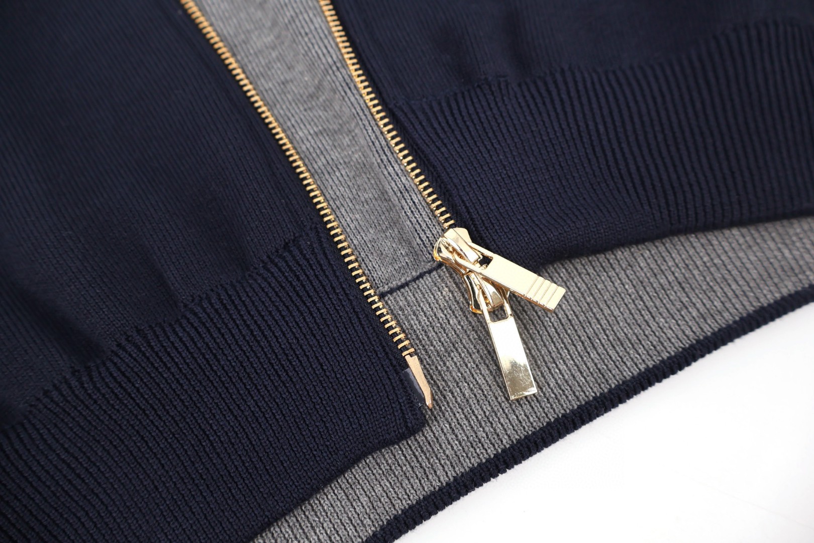 THOM BROWNE 贝壳章仔针织拉链外套 夹克 长袖 藏青色 B5 MKJ117E-Y3004-415