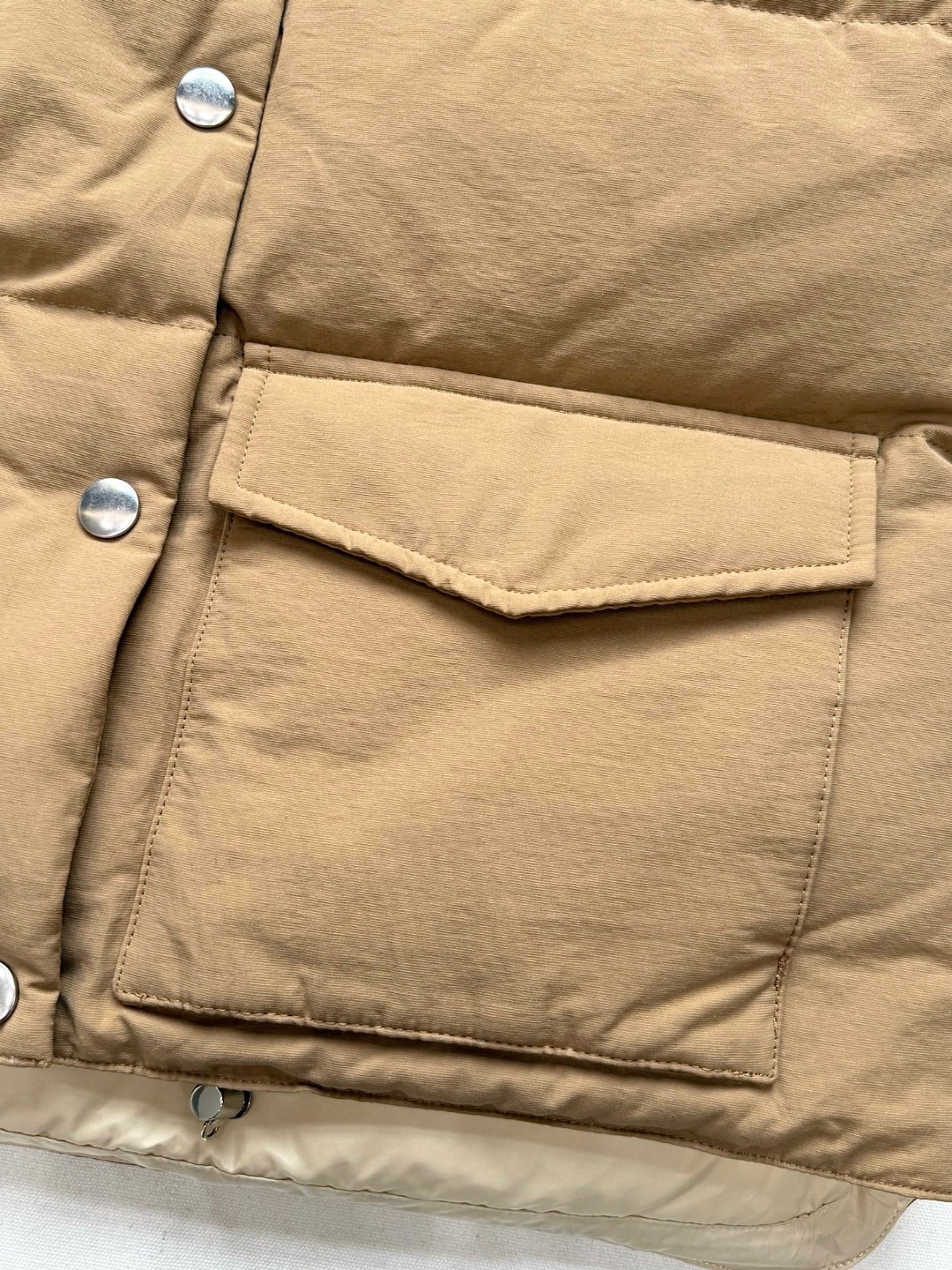 PRADA 普拉达 抽绳羽绒服马甲 背心 夹克 外套 卡其色 D0 29A286-13GP-F0594-S-OOO