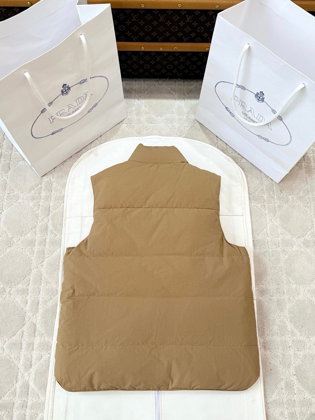 PRADA 普拉达 抽绳羽绒服马甲 背心 夹克 外套 卡其色 D0 29A286-13GP-F0594-S-OOO
