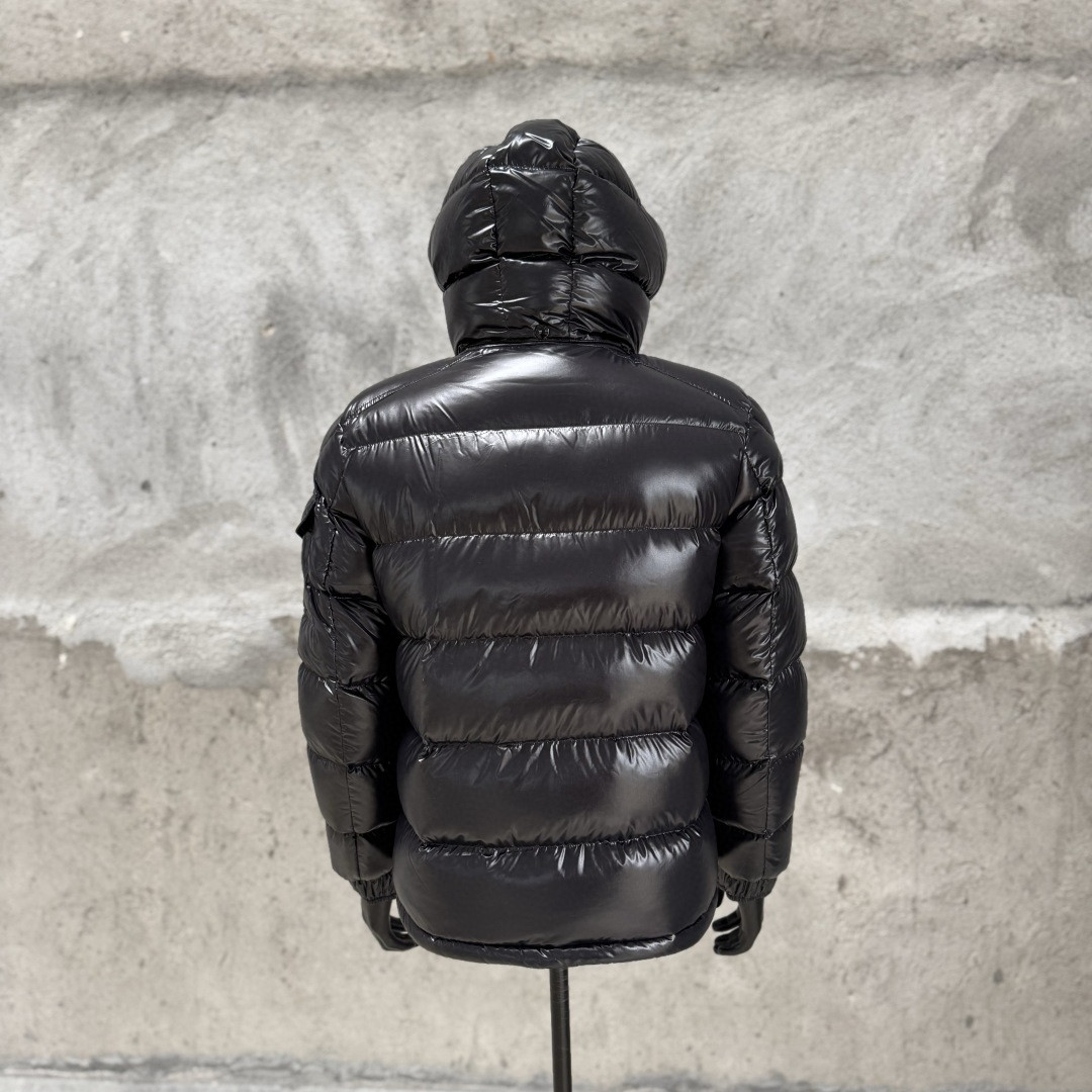 Moncler 蒙口 Maya 玛雅亮面拉链连帽羽绒服 保暖 外套 夹克 黑色 D5 1A5360068950999
