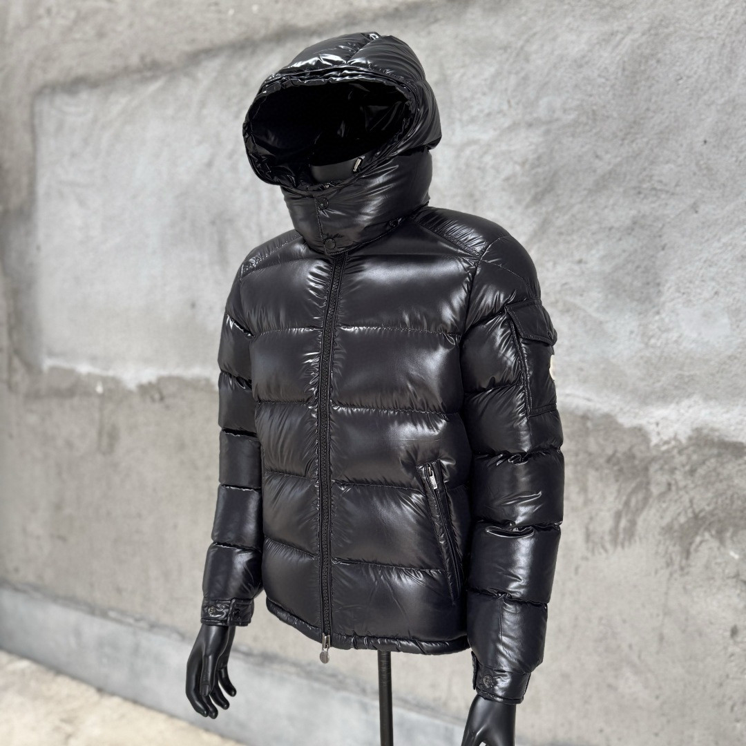 Moncler 蒙口 Maya 玛雅亮面拉链连帽羽绒服 保暖 外套 夹克 黑色 D5 1A5360068950999