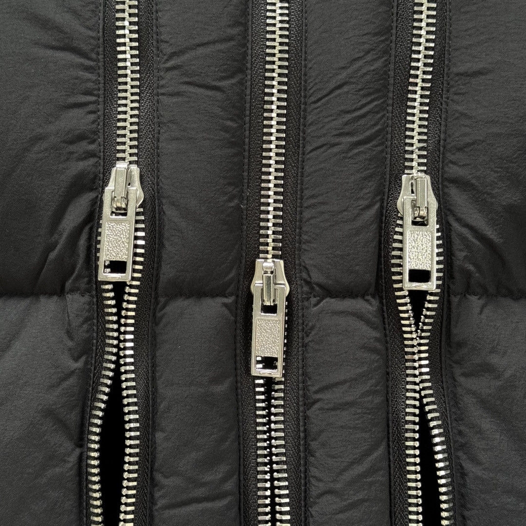 Moncler 蒙口 GENIUS 联名款双拉链羽绒服 保暖 外套 夹克 黑色 D5 J209T1A00011M5093999