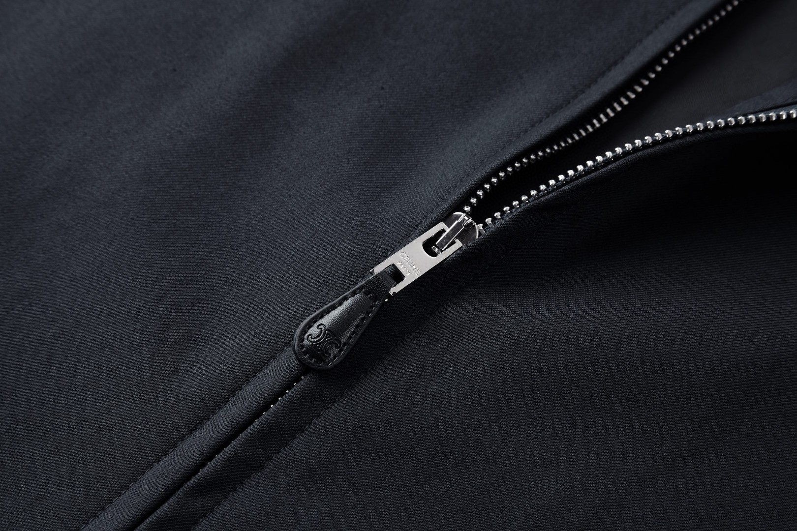 CELINE 赛琳 刺绣凯旋门干部夹克 外套 长袖 藏青色 C0 RV0RV777S-07MR