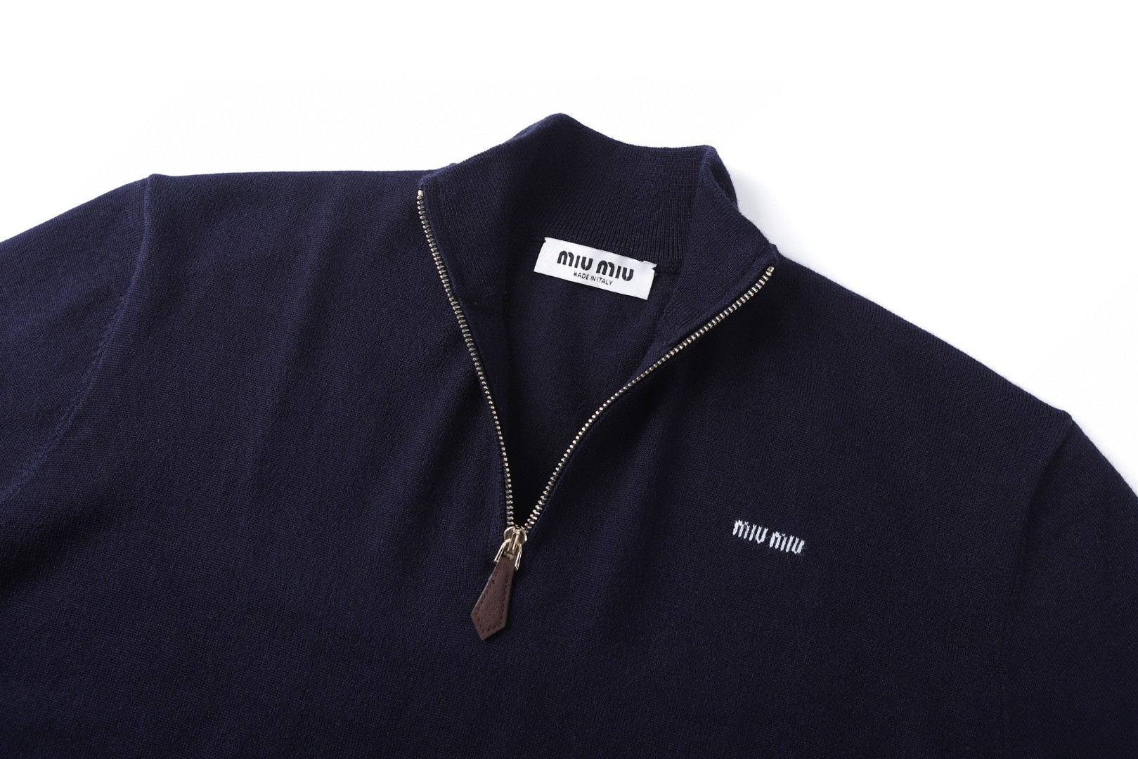 MIU MIU 缪缪 立领半拉链毛衣 针织衫 长袖 蓝色 B0 MMLB75-1748-F0008-S-OOO