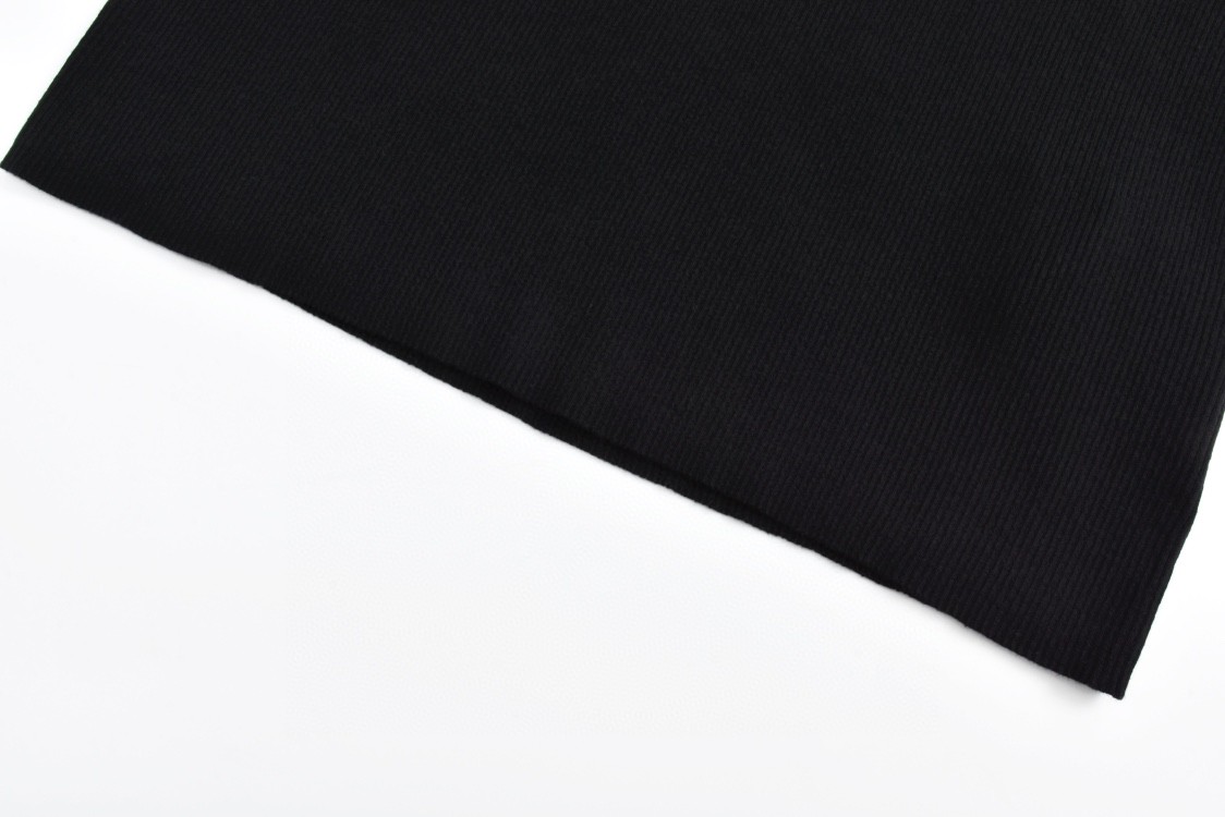 PRADA 普拉达 高领修身打底衫 针织衫 毛衣 长袖 白色 黑色 A5 UMR524-11I0-F0009