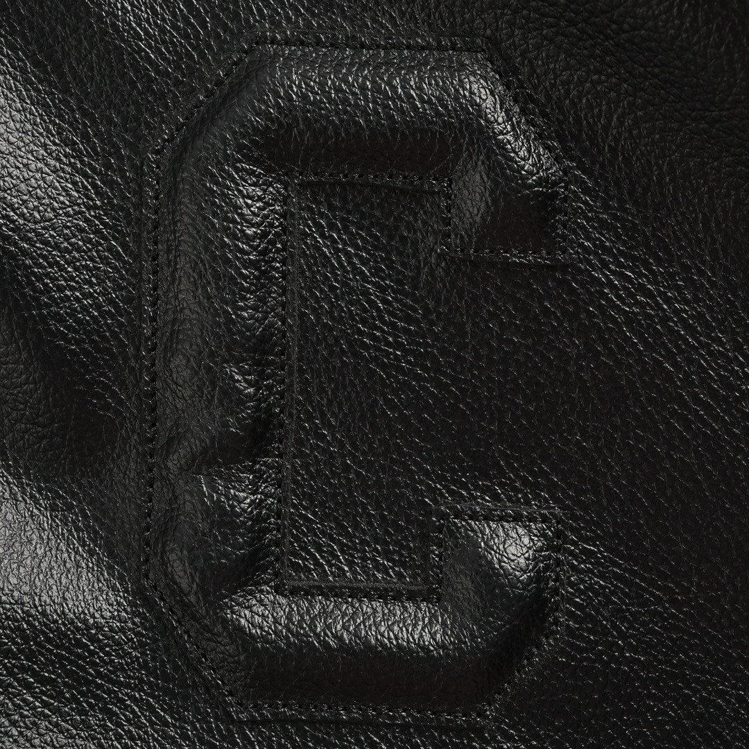 CELINE 赛琳 C标皮革连帽夹克 外套 长袖 黑色 C0 RV03L820Y-38NO