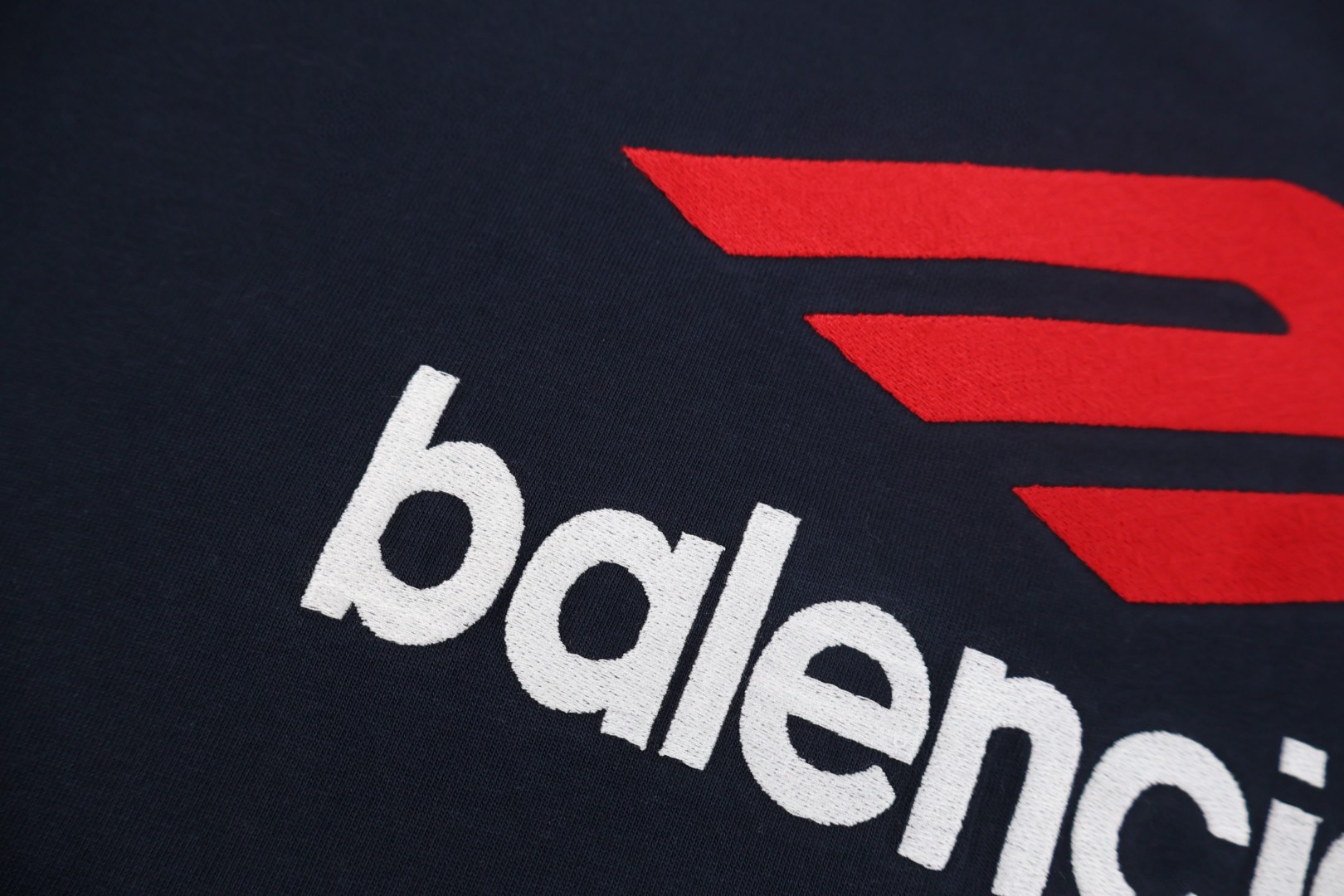 Balenciaga 巴黎世家 3B前后刺绣T恤 卫衣 长袖 蓝黑色 白色 A5 720250TPVD79065