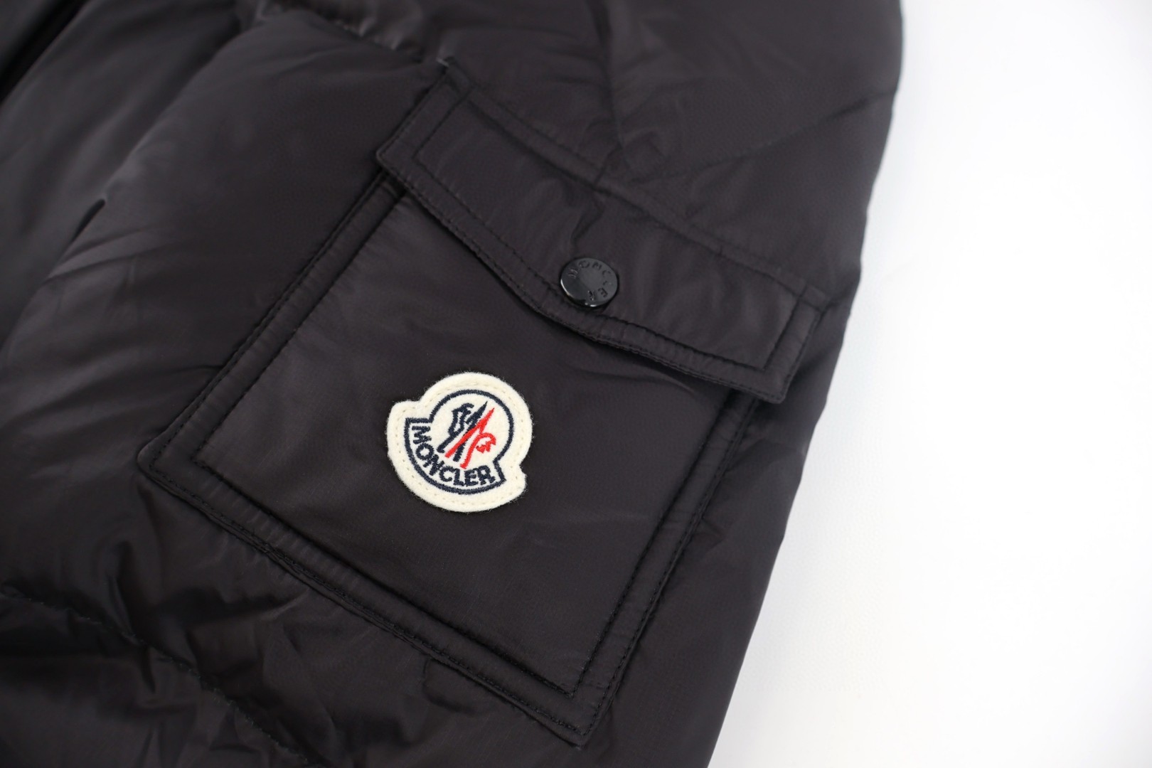 Moncler 蒙口 25FW Couyere 羽绒服 保暖 外套 夹克 黑色 D0 K20911A00158597XQ999