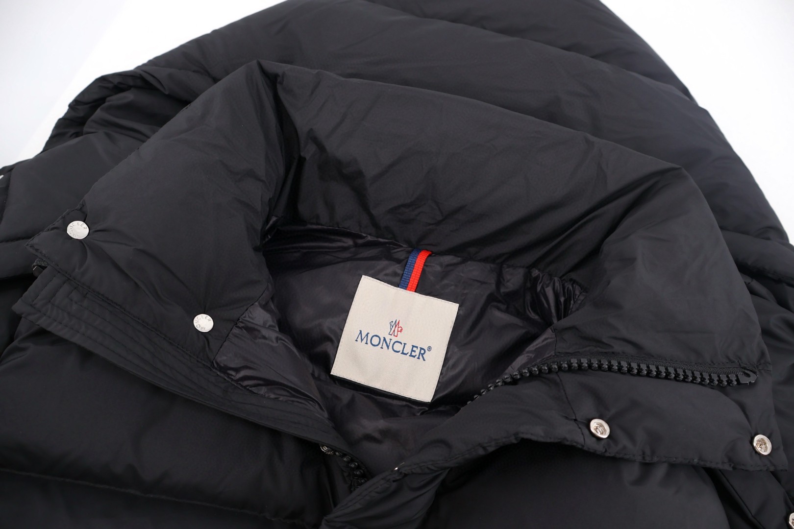 Moncler 蒙口 Vezere 哑光雾面玛雅羽绒服 保暖 外套 夹克 黑色 D0 I20911A0004453333999