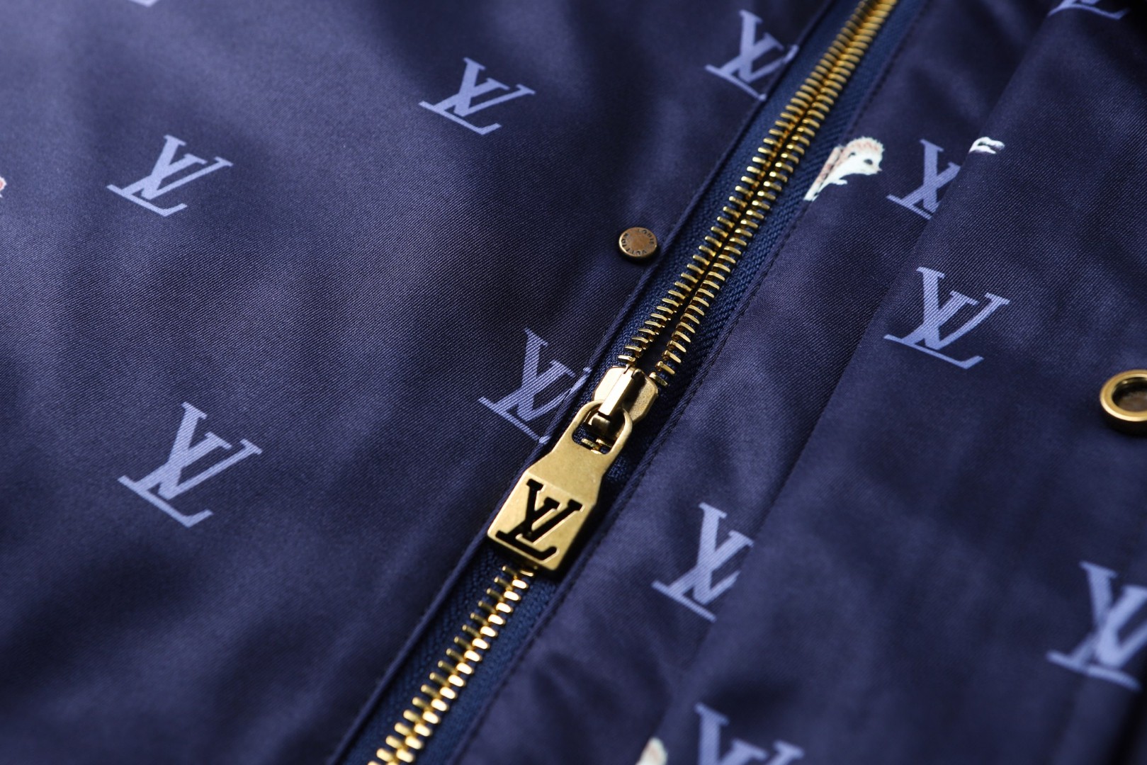 LOUIS VUITTON 路易威登 灯芯绒翻领动物印花拉链外套 夹克 蓝色 C0 1AJBFR